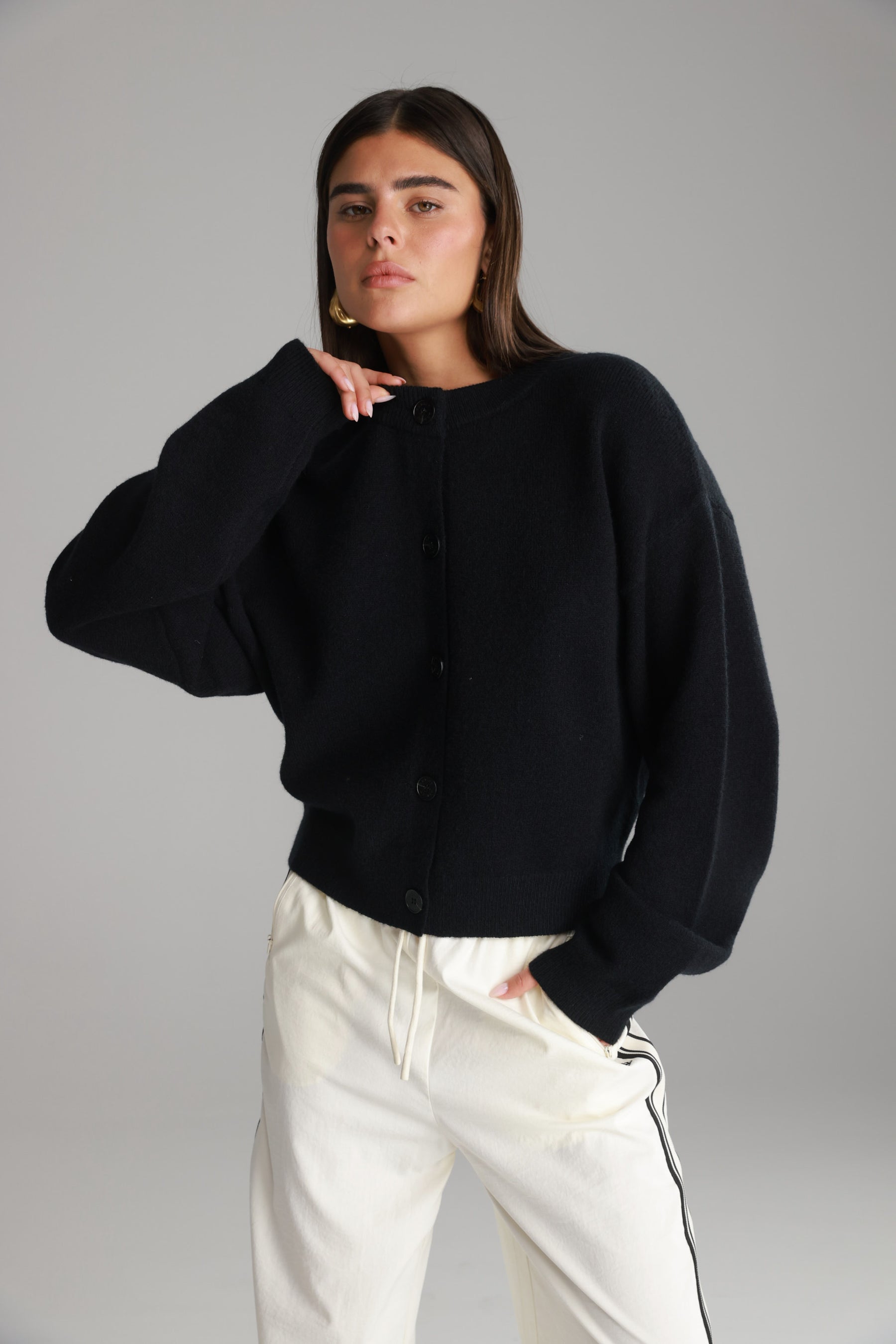 סוודר מלודי שחור