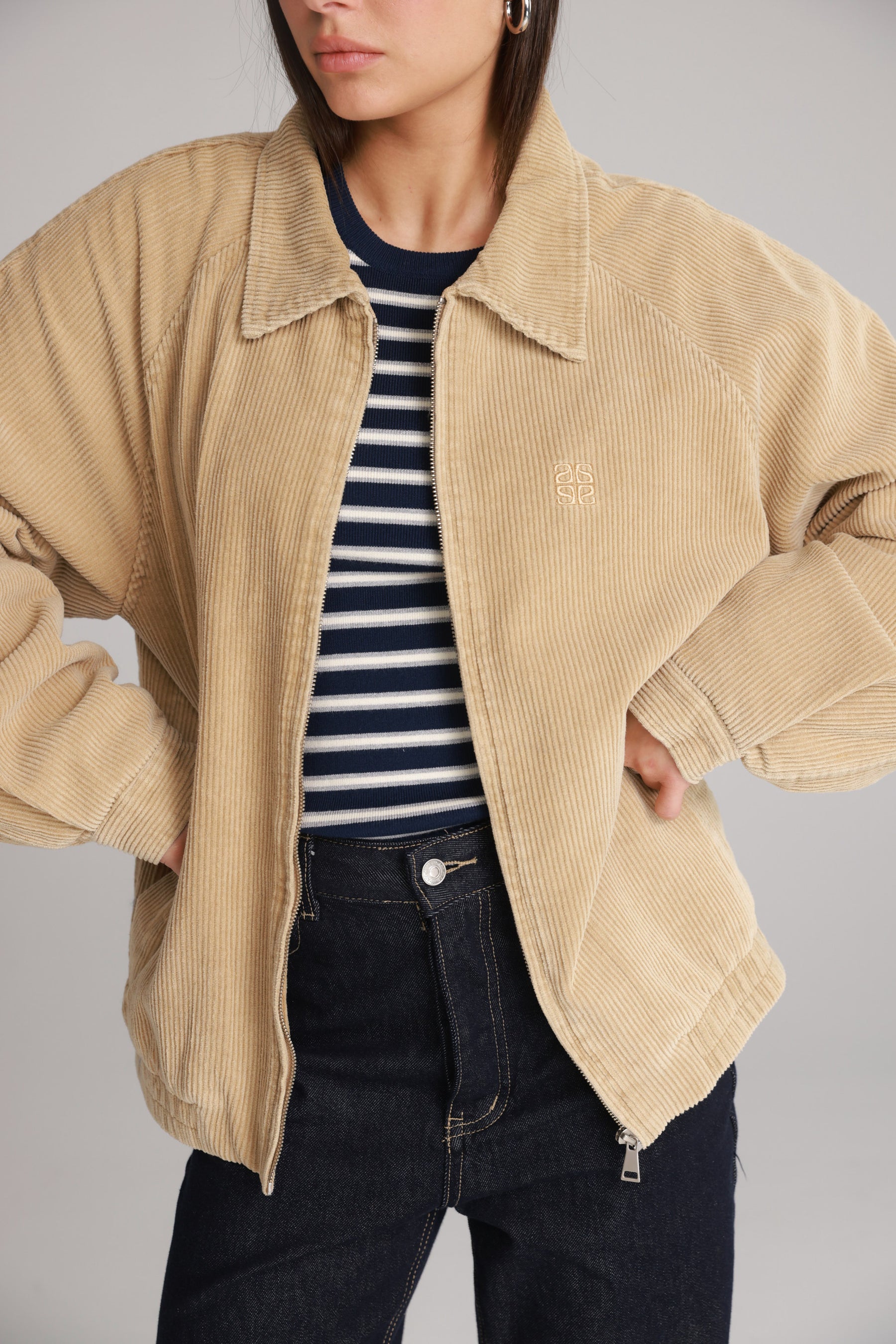 ג'קט טומי בלונד