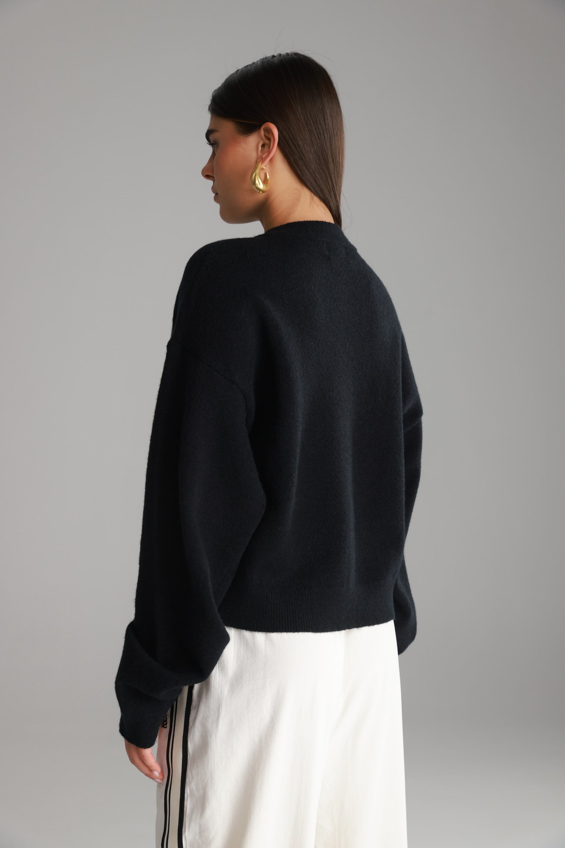 סוודר מלודי שחור