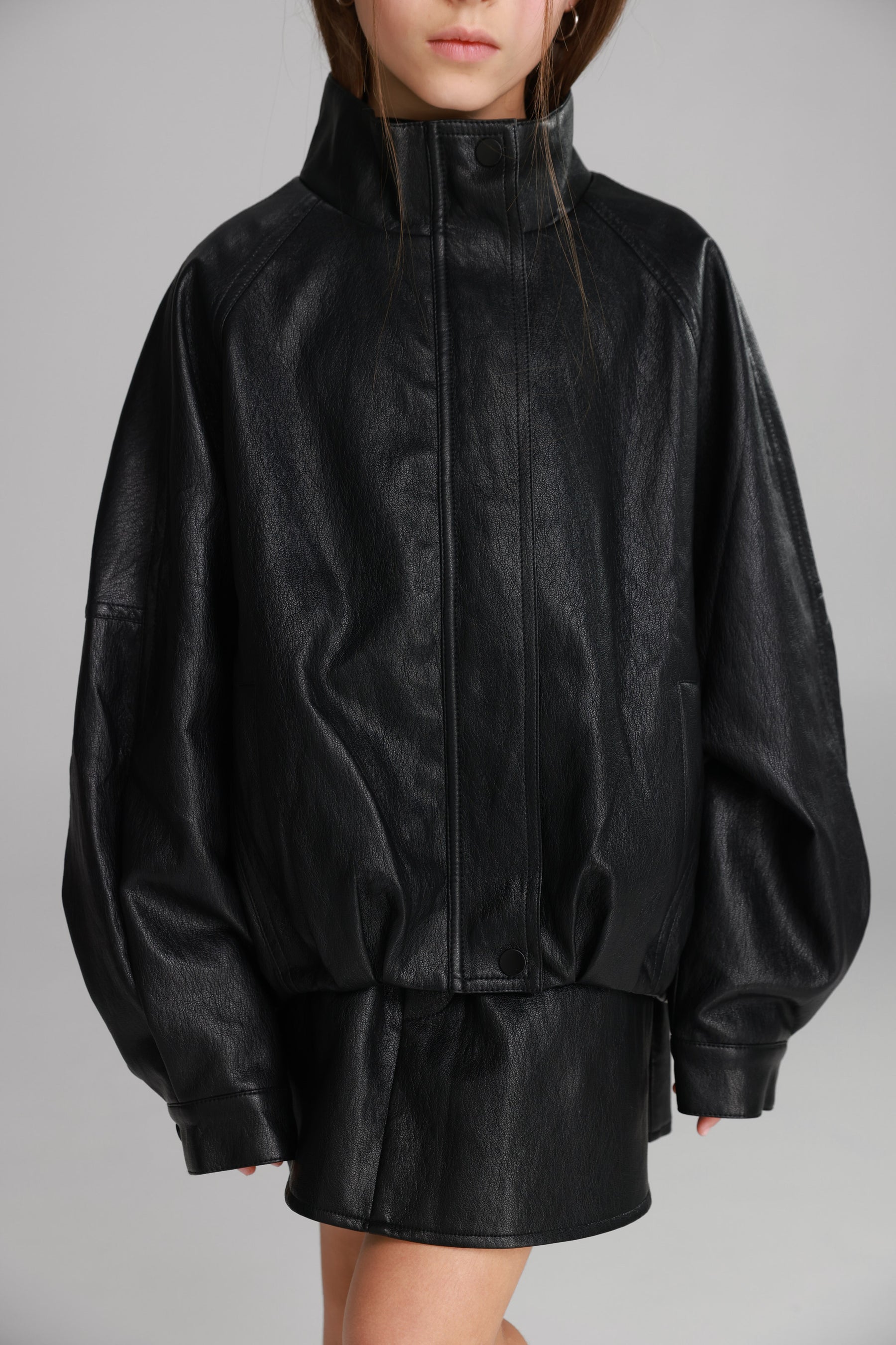 מעיל מייליס דמוי עור שחור