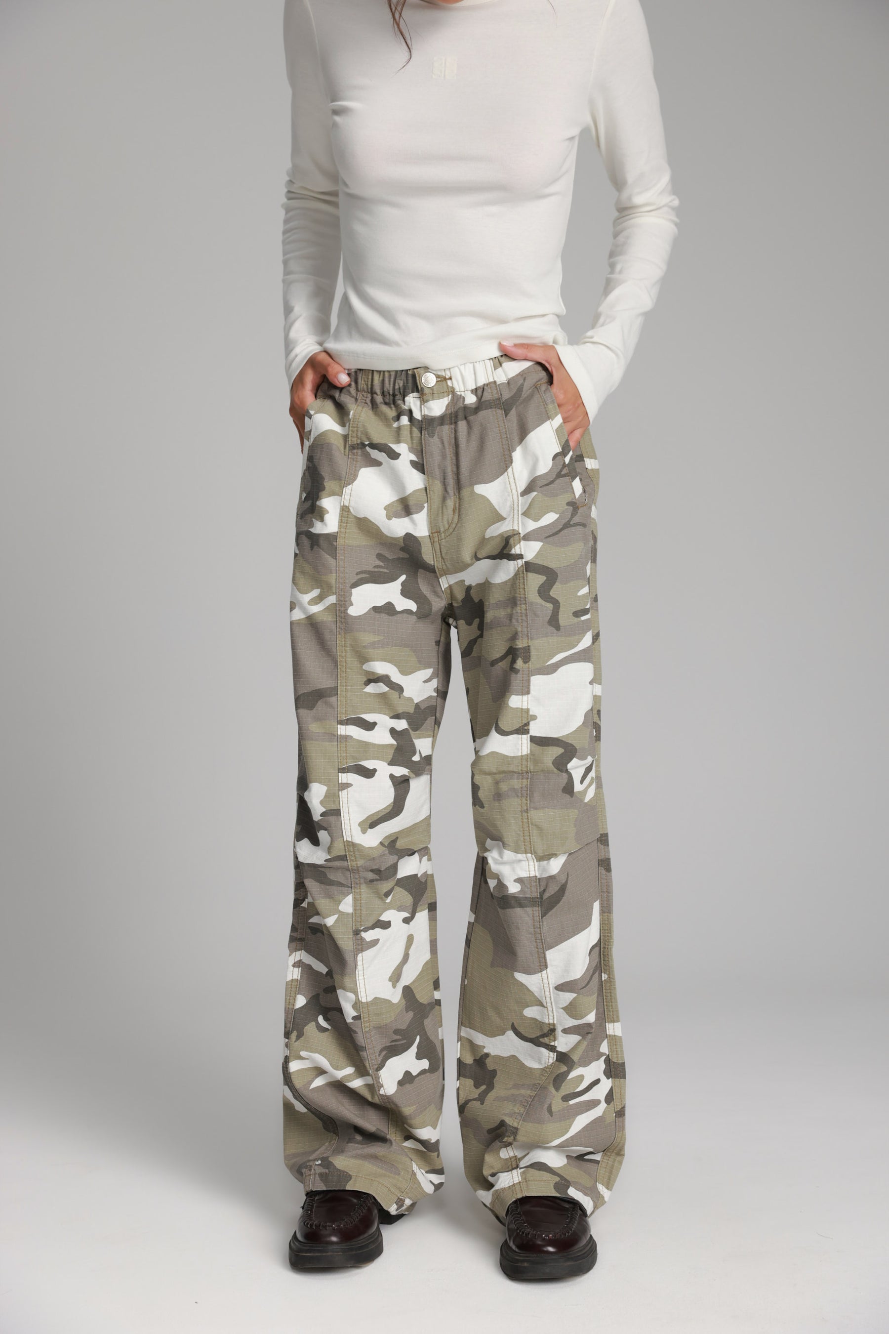 מכנסי אמיליה חאקי