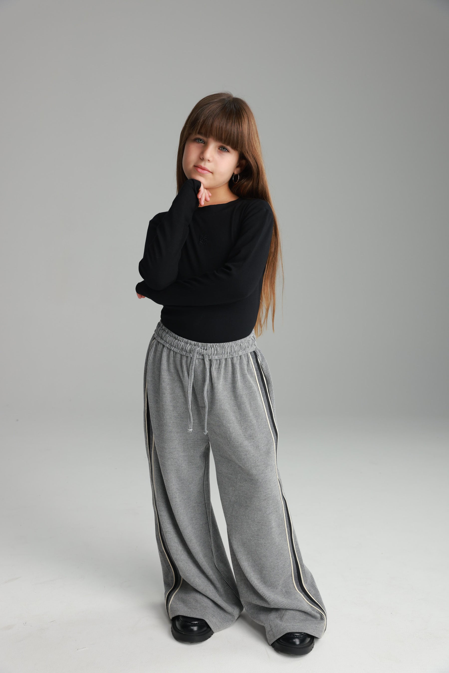 חולצת וויטני שחורה