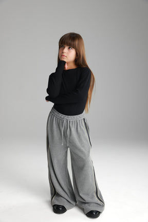 מכנסי טניה אפורים