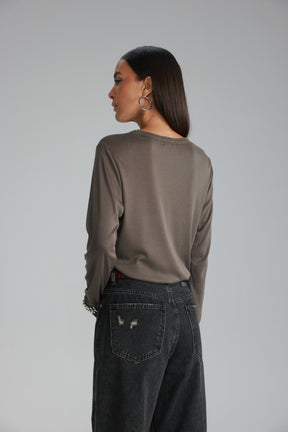 חולצת ניקי אפור כהה