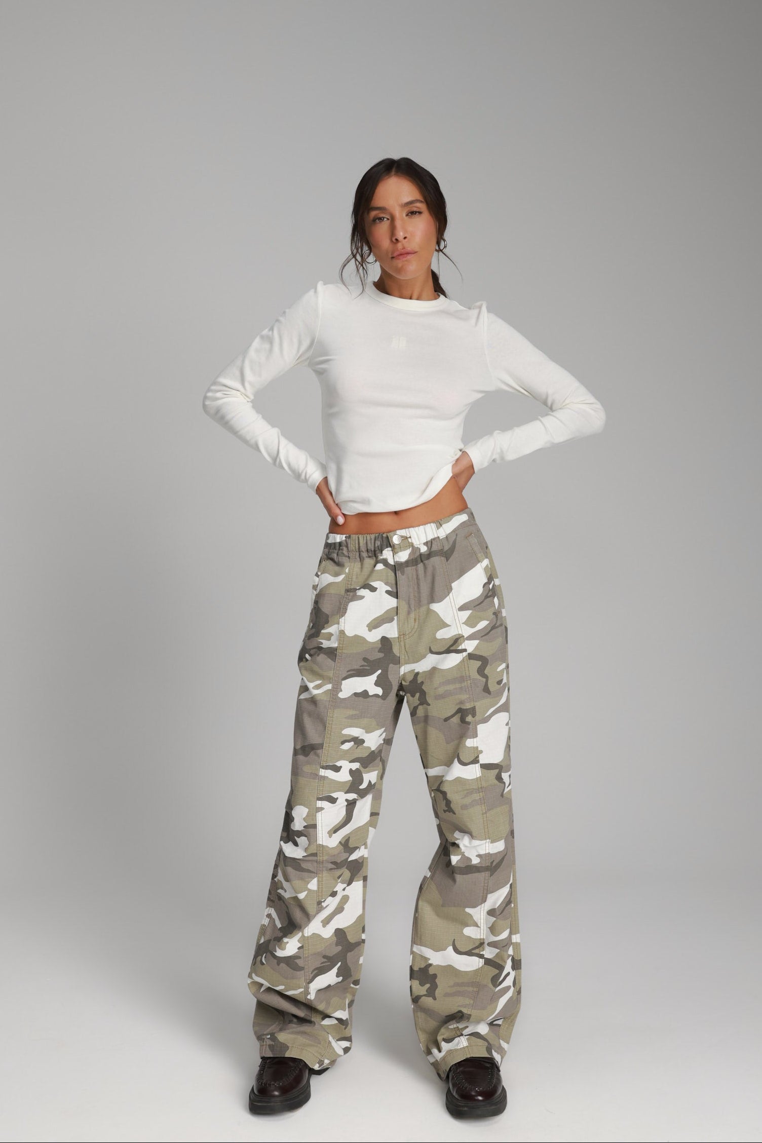 מכנסי אמיליה חאקי