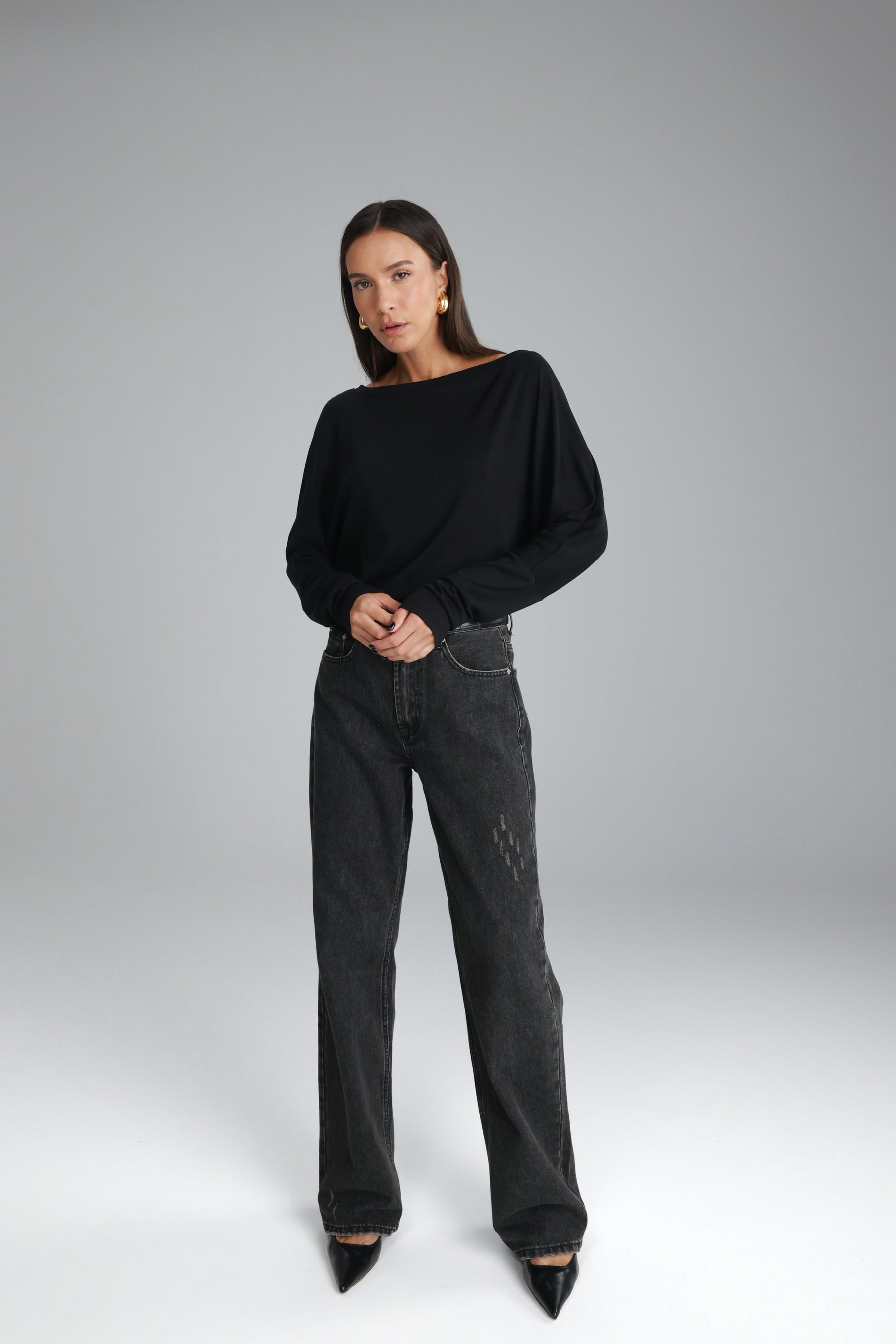 חולצת סלינה שחורה