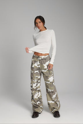 מכנסי אמיליה חאקי