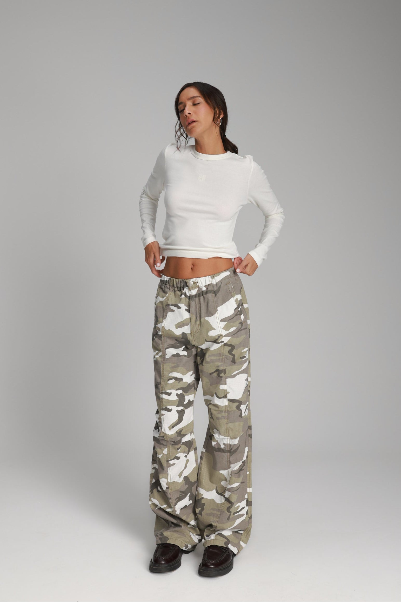 מכנסי אמיליה חאקי