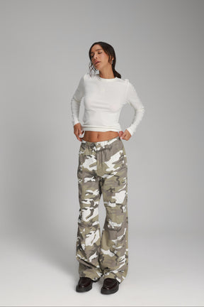 מכנסי אמיליה חאקי