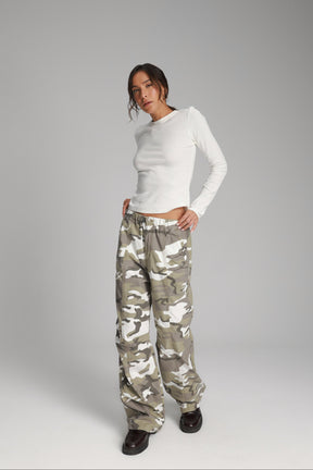 מכנסי אמיליה חאקי