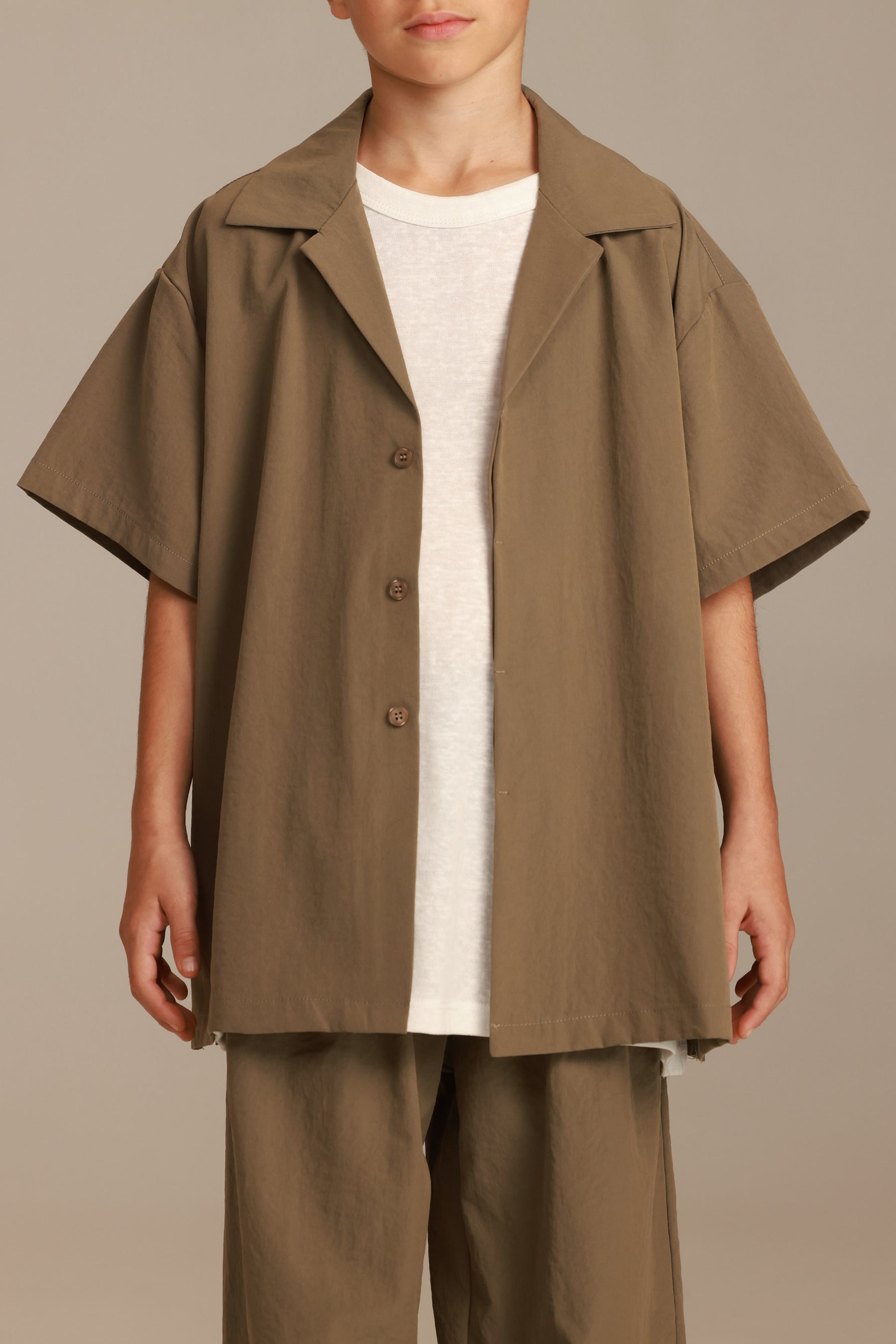 חליפת ג'וזי חאקי