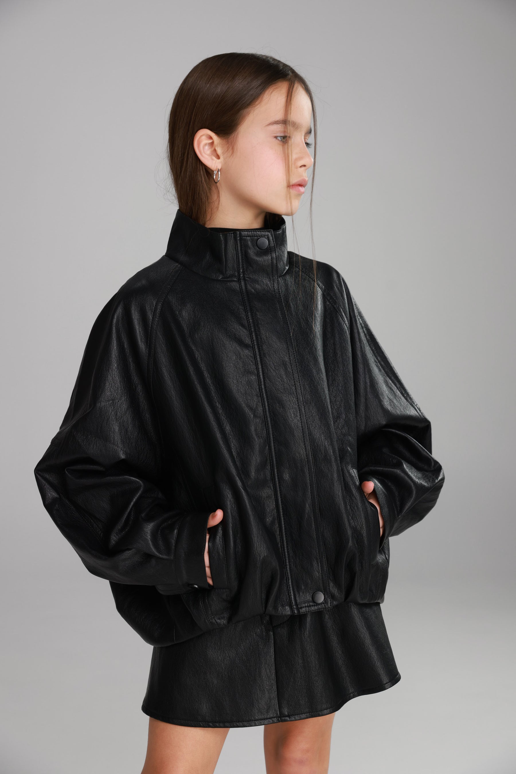 מעיל מייליס דמוי עור שחור