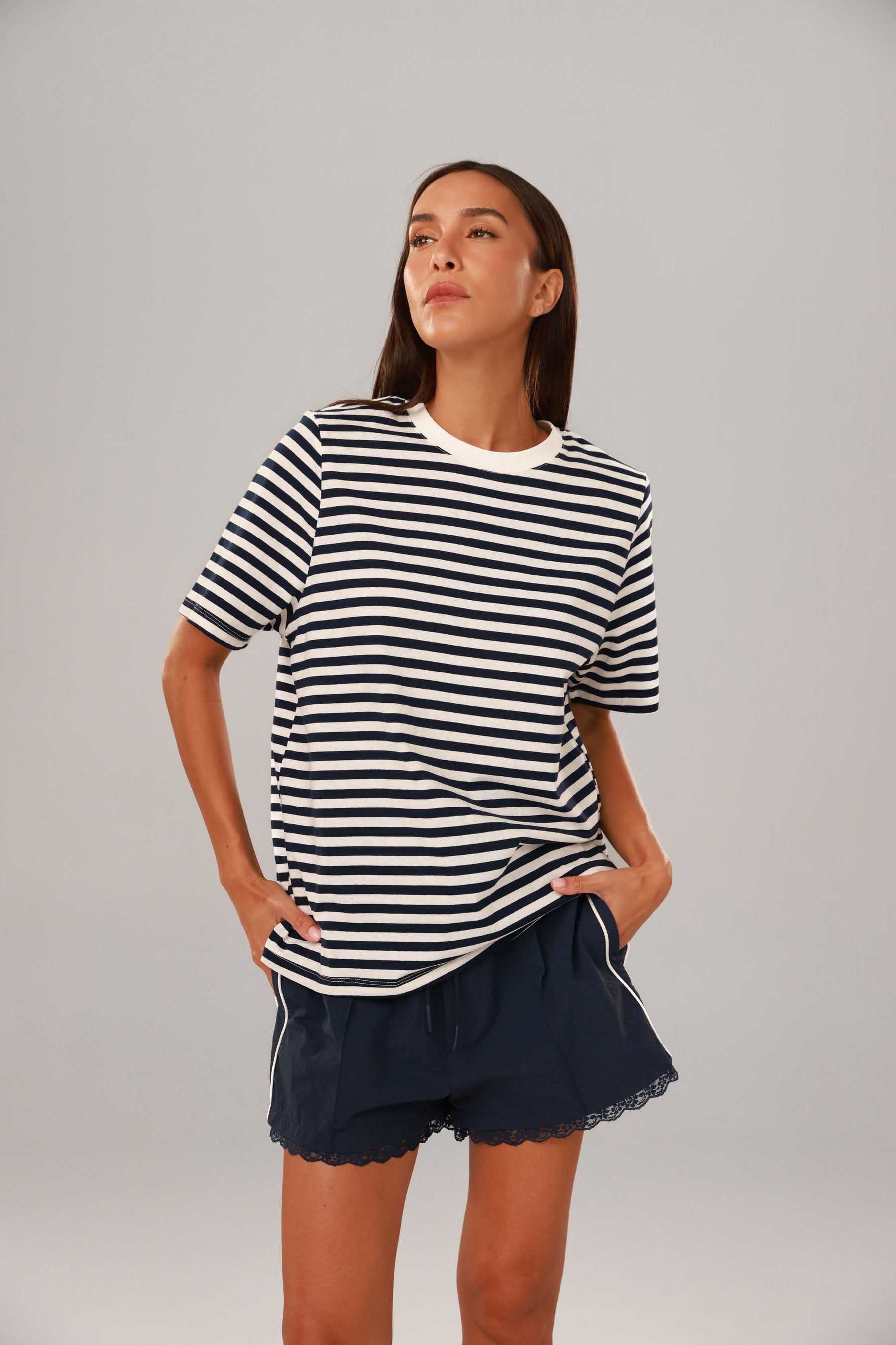 חולצת ליברה פסים נייבי/לבן