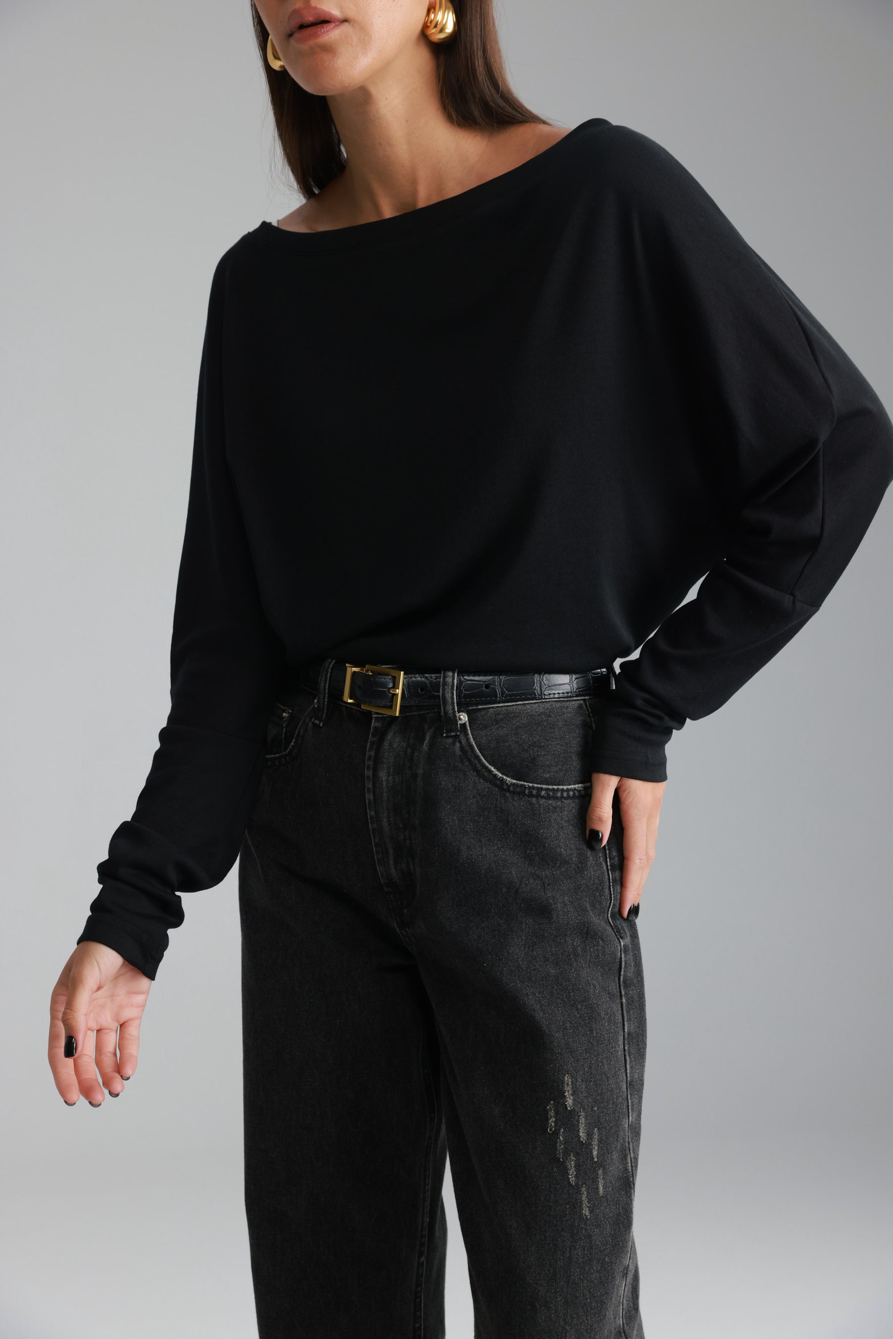 חולצת סלינה שחורה