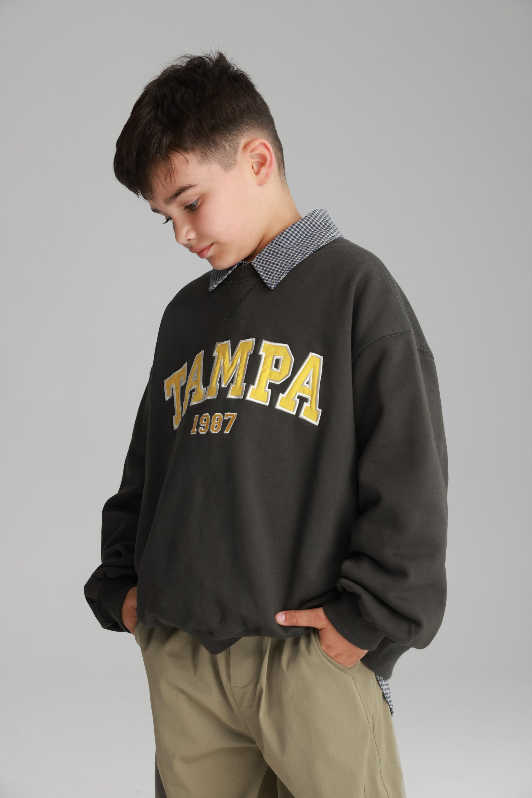 סוויטשירט ביילס אפור כהה