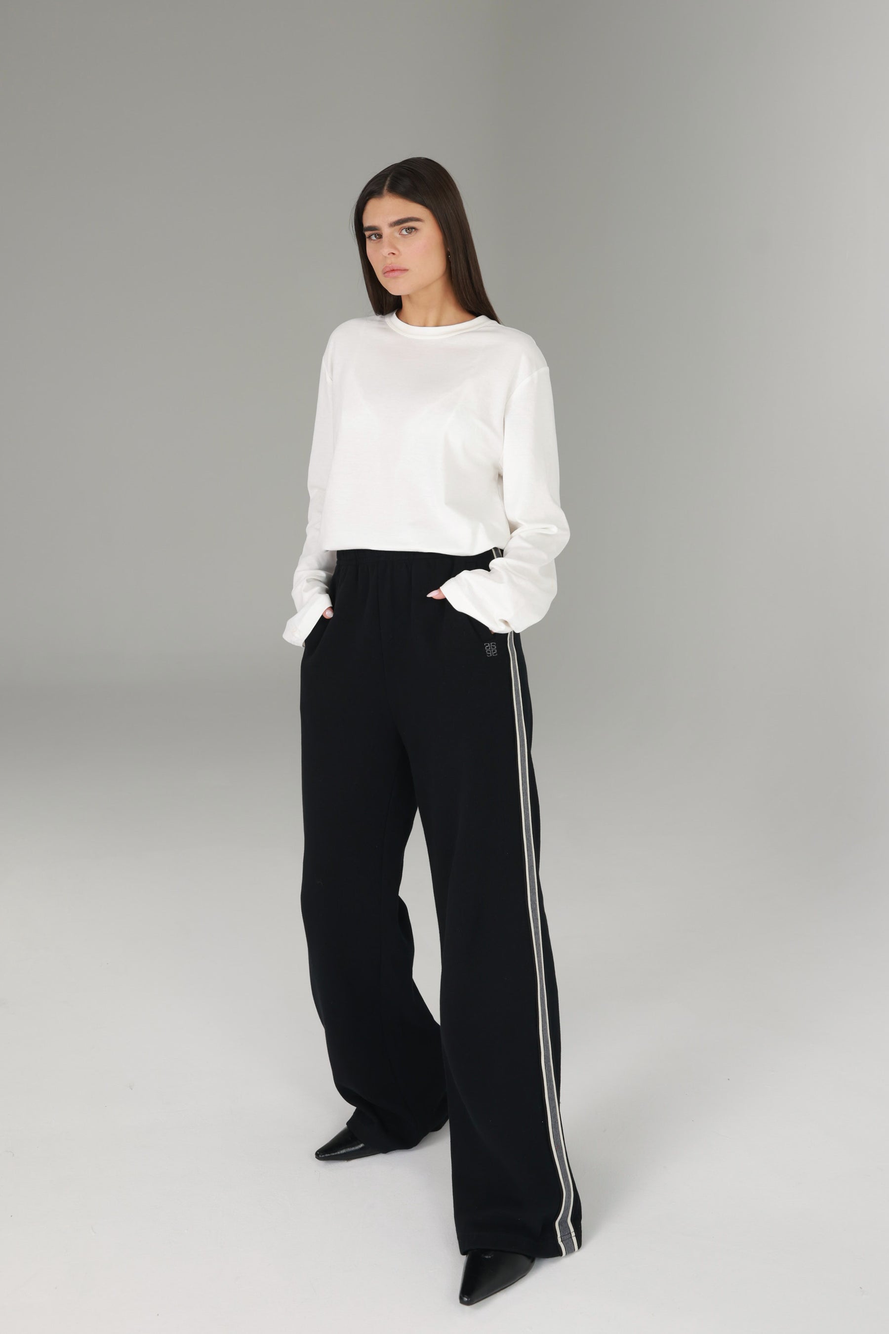 מכנסי ג'ולי שחורים