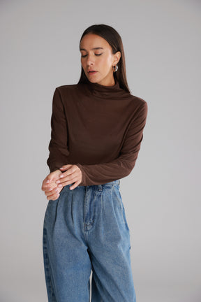 חולצת גולף בריאנה חומה