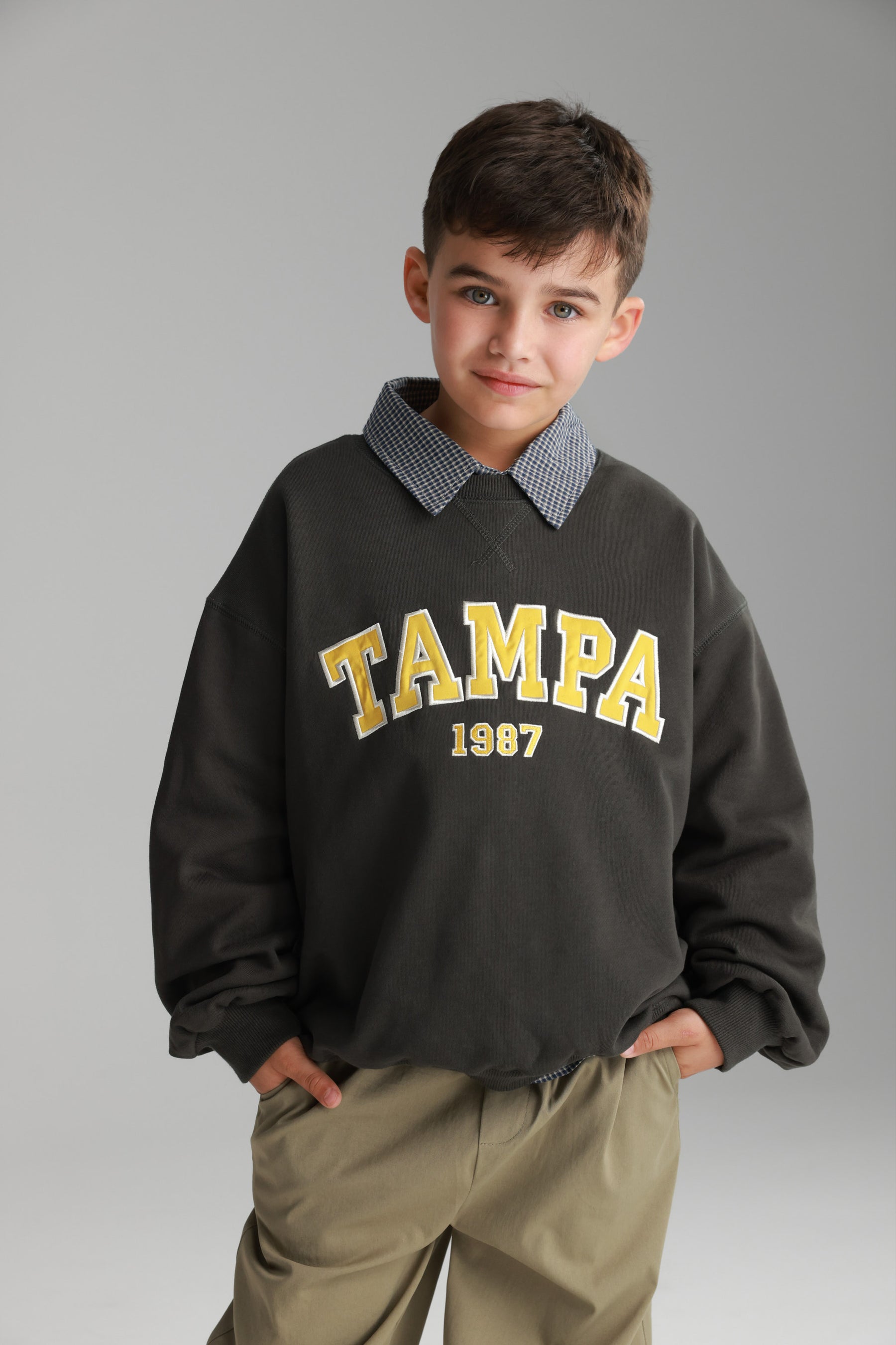 סוויטשירט ביילס אפור כהה