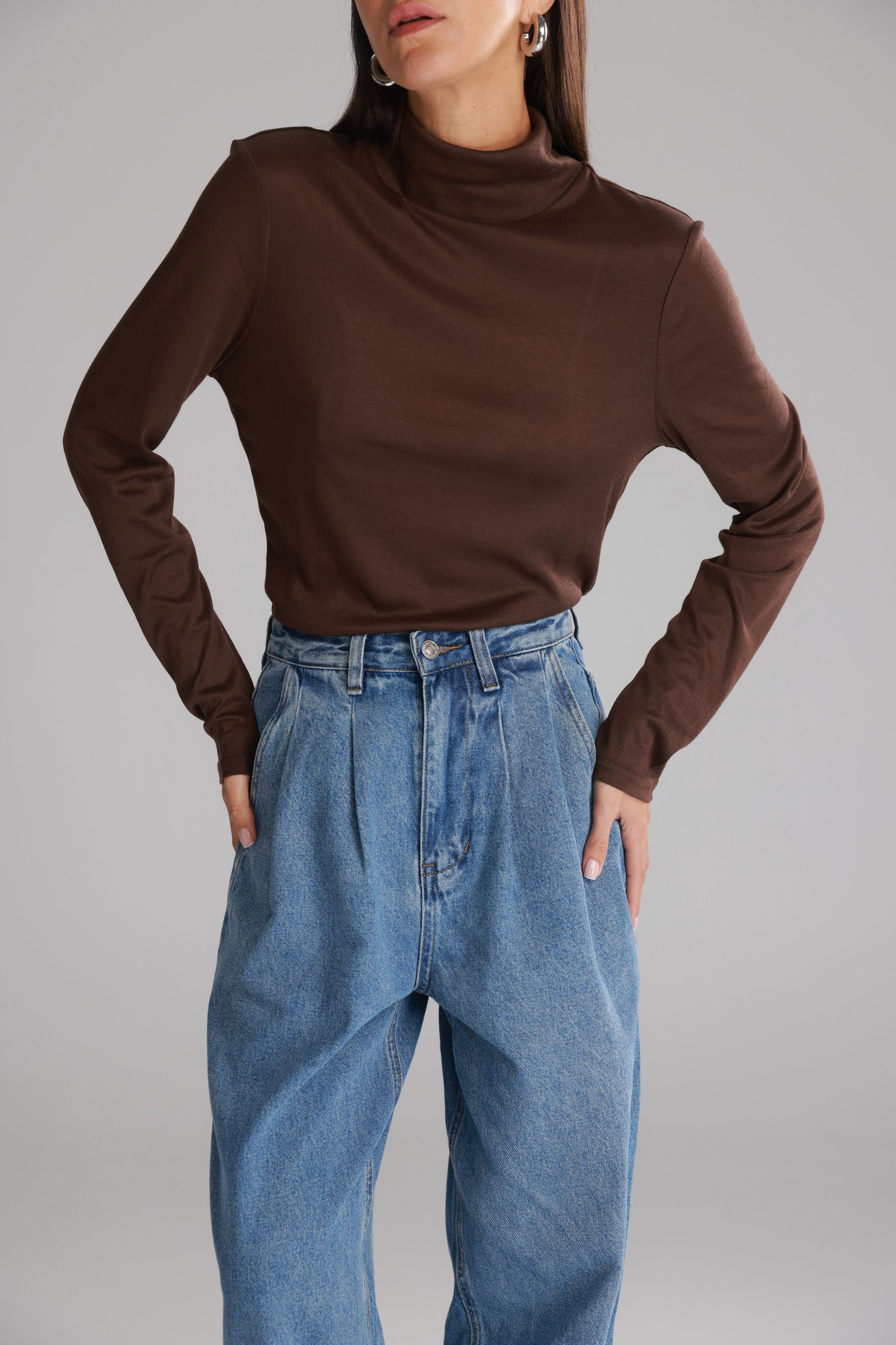 חולצת גולף בריאנה חומה