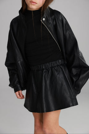 חצאית מייליס דמוי עור שחורה