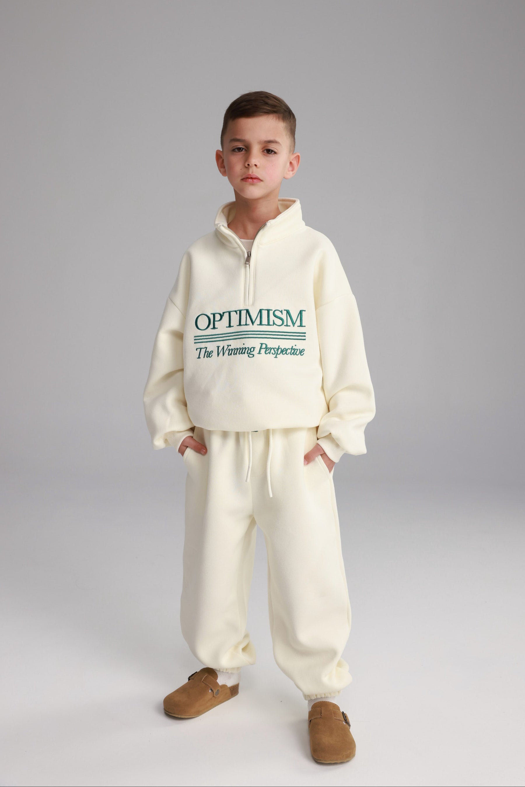 חליפת צ'ייס שמנת