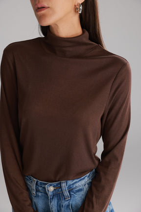 חולצת גולף בריאנה חומה