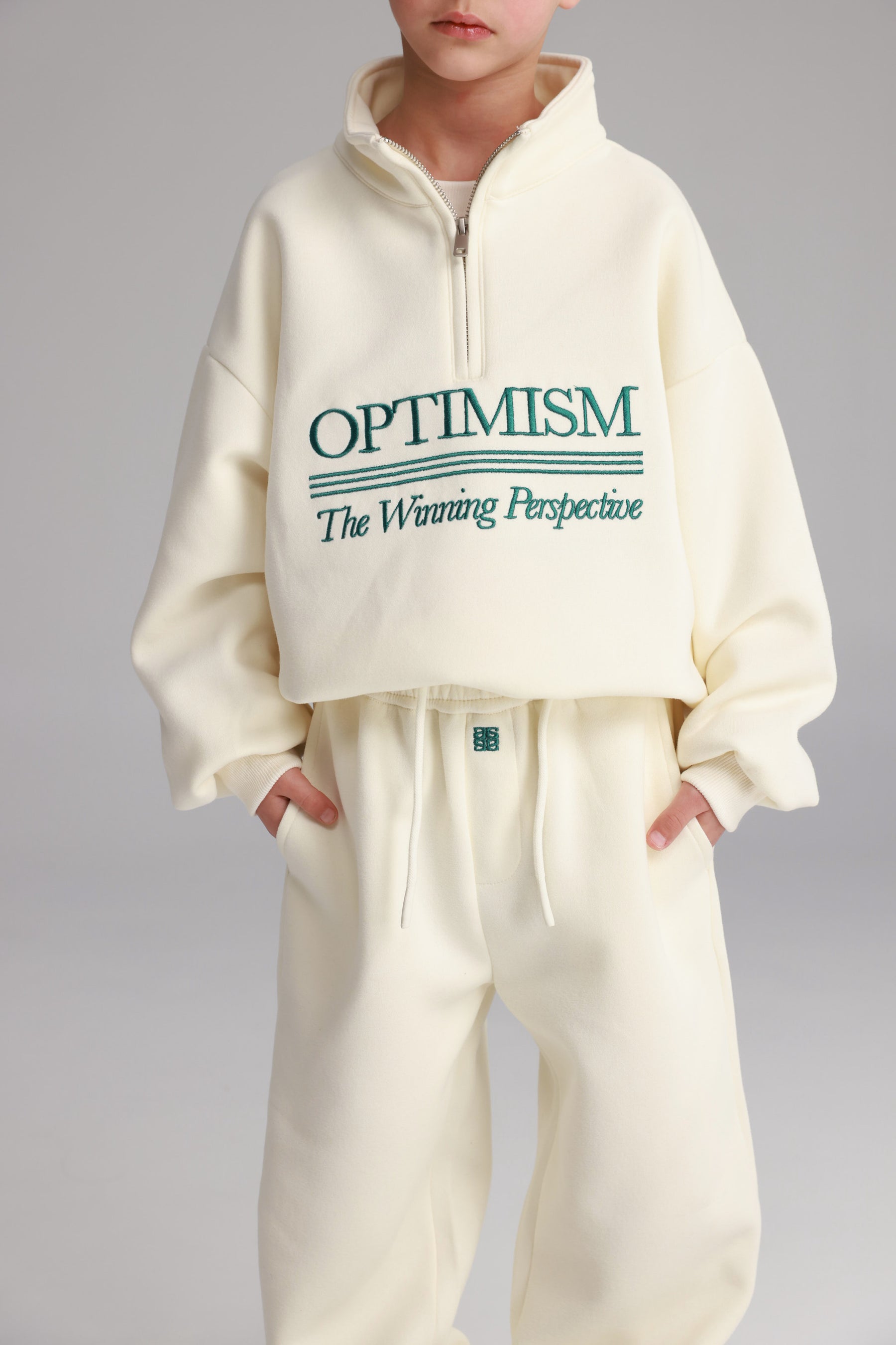 חליפת צ'ייס שמנת