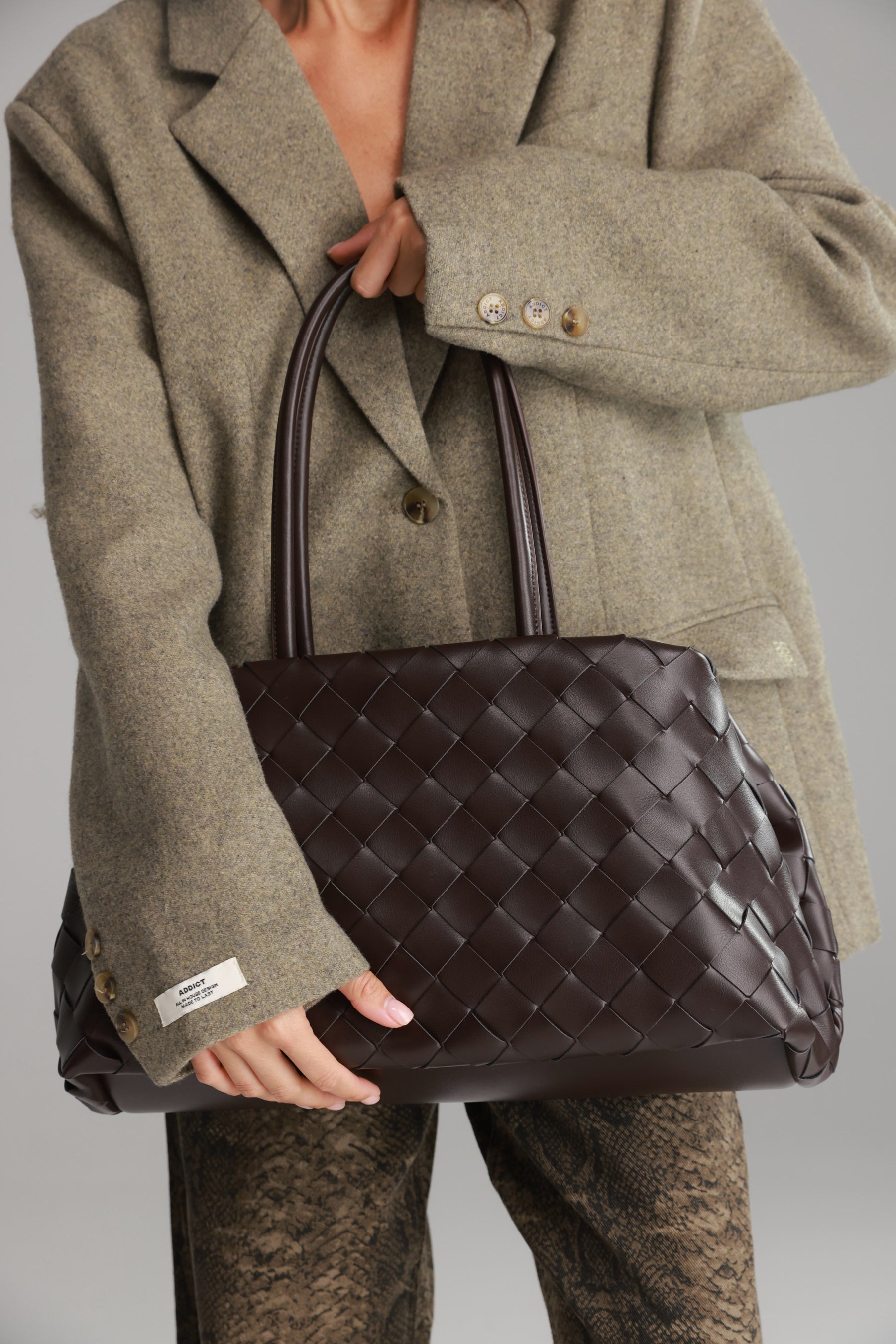 תיק מייסון חום כהה