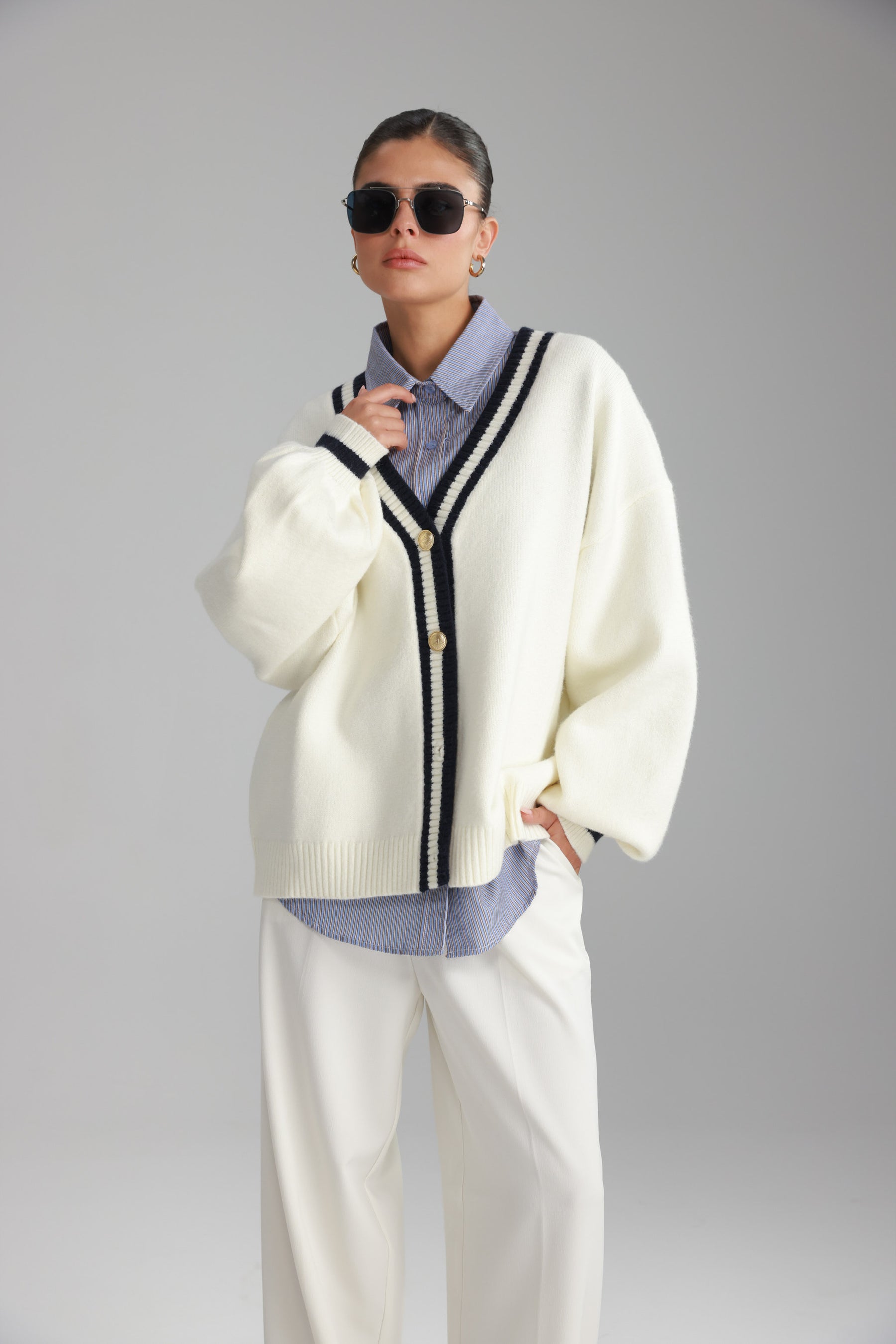 סוודר לוקה שמנת