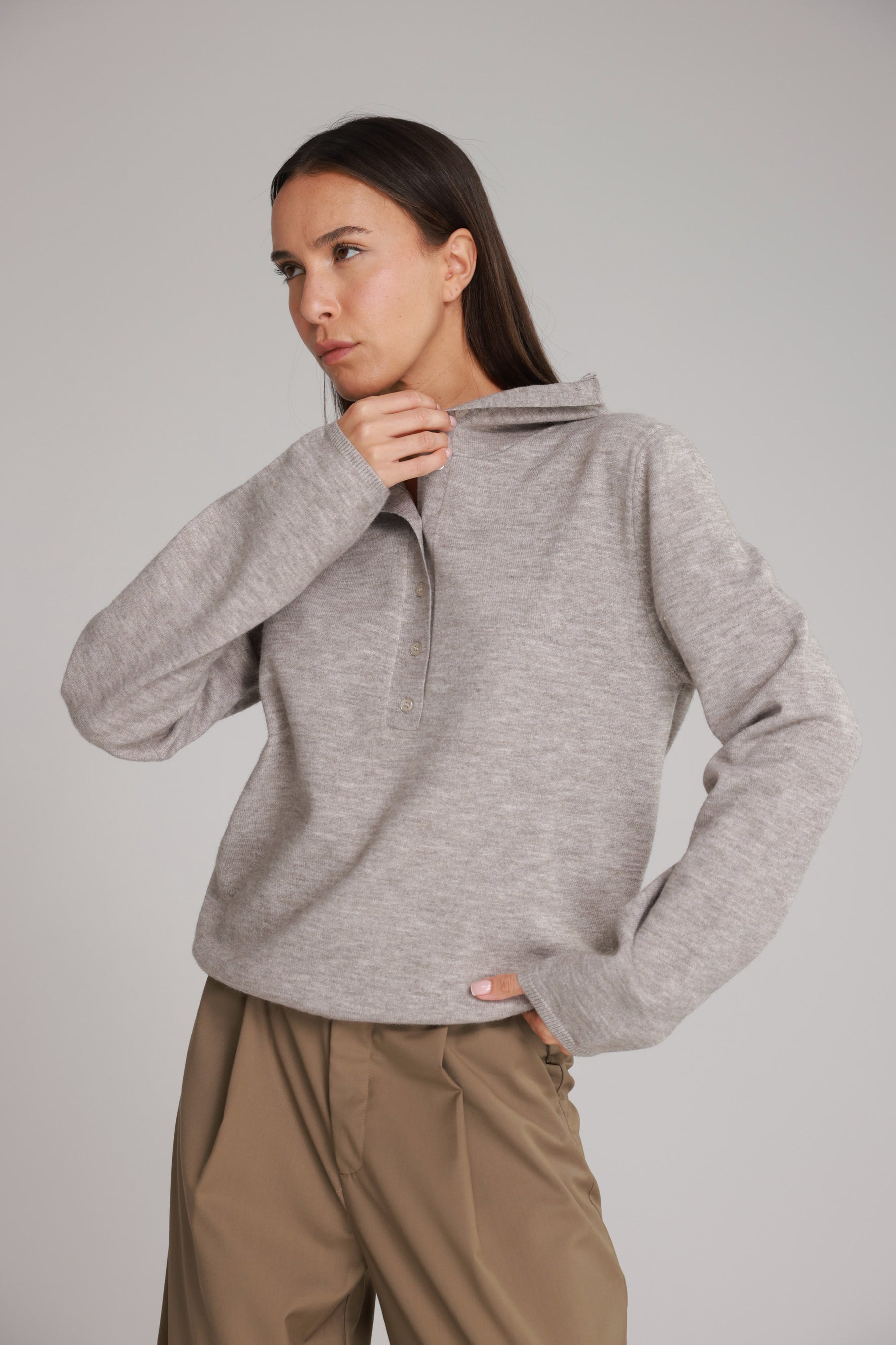 סוודר אירה בז'