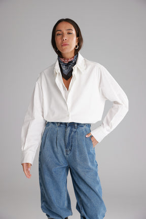 חולצת הנרי מכופתרת לבנה