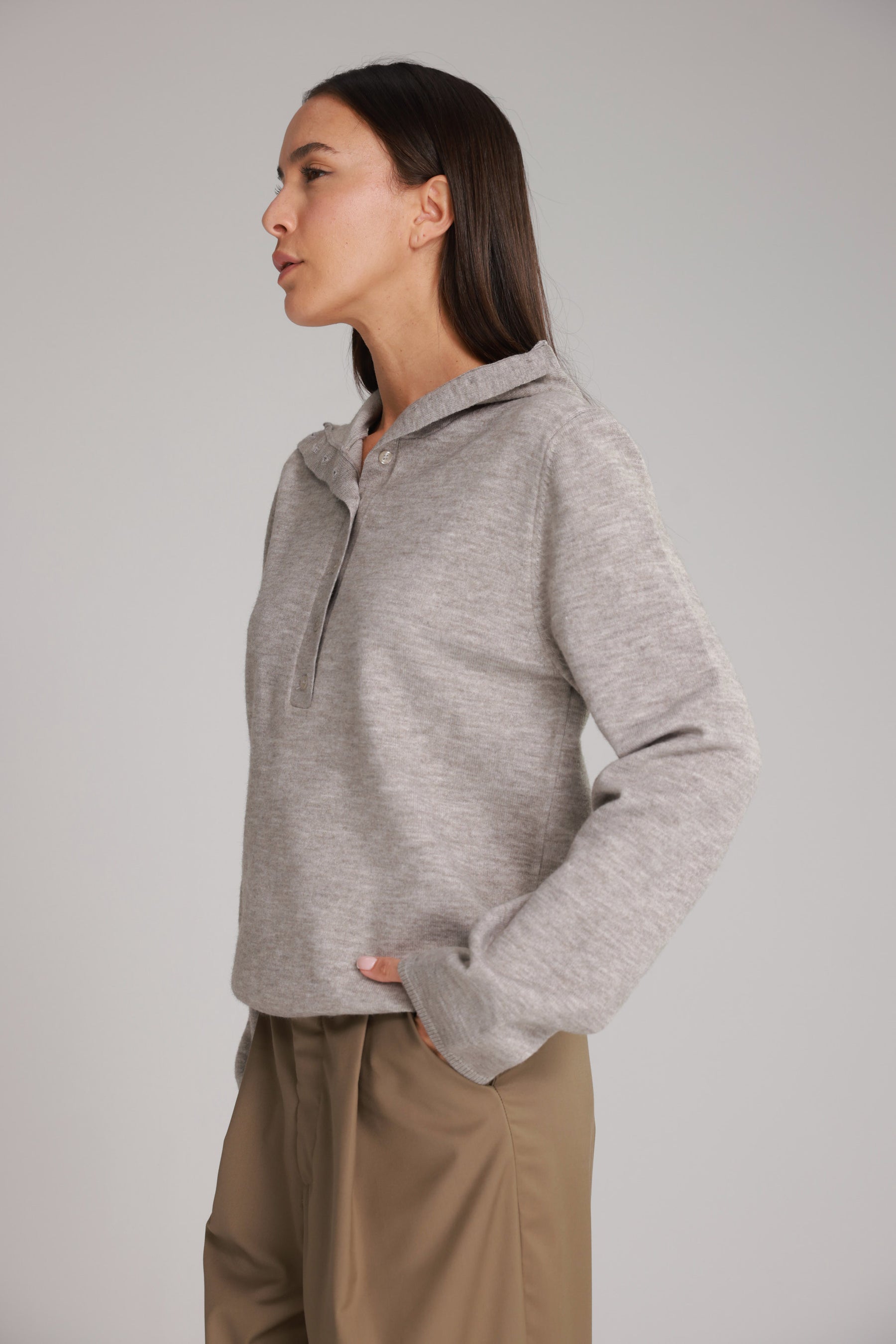 סוודר אירה בז'