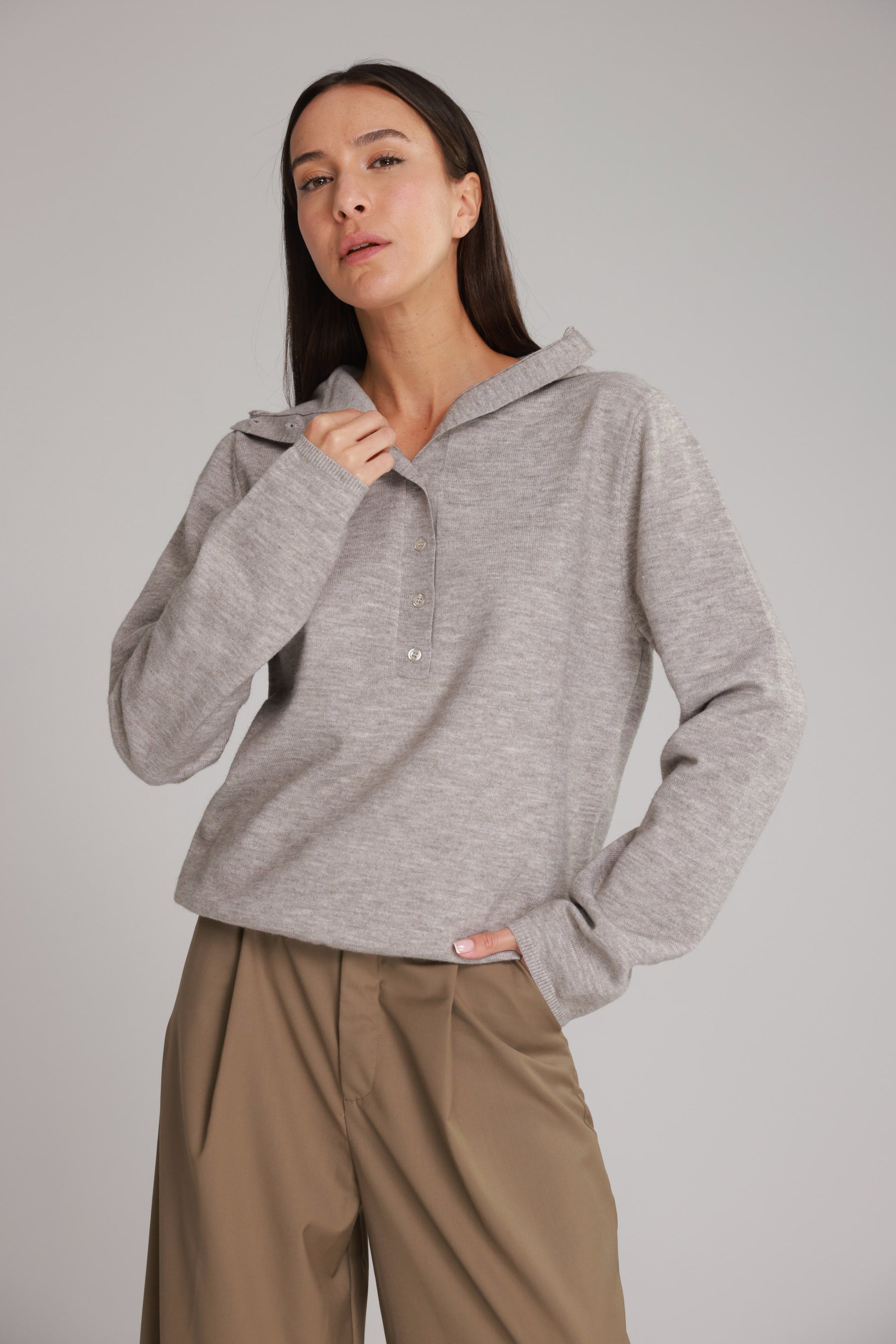 סוודר אירה בז'