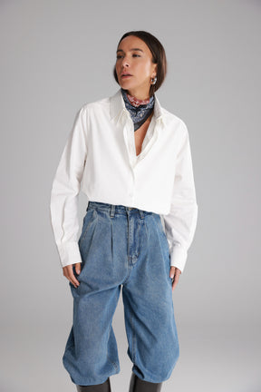 חולצת הנרי מכופתרת לבנה