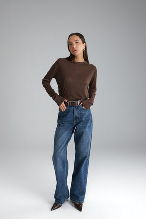 חולצת ניקי חומה