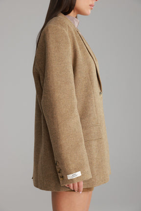 בלייזר אדריאנה חום בהיר