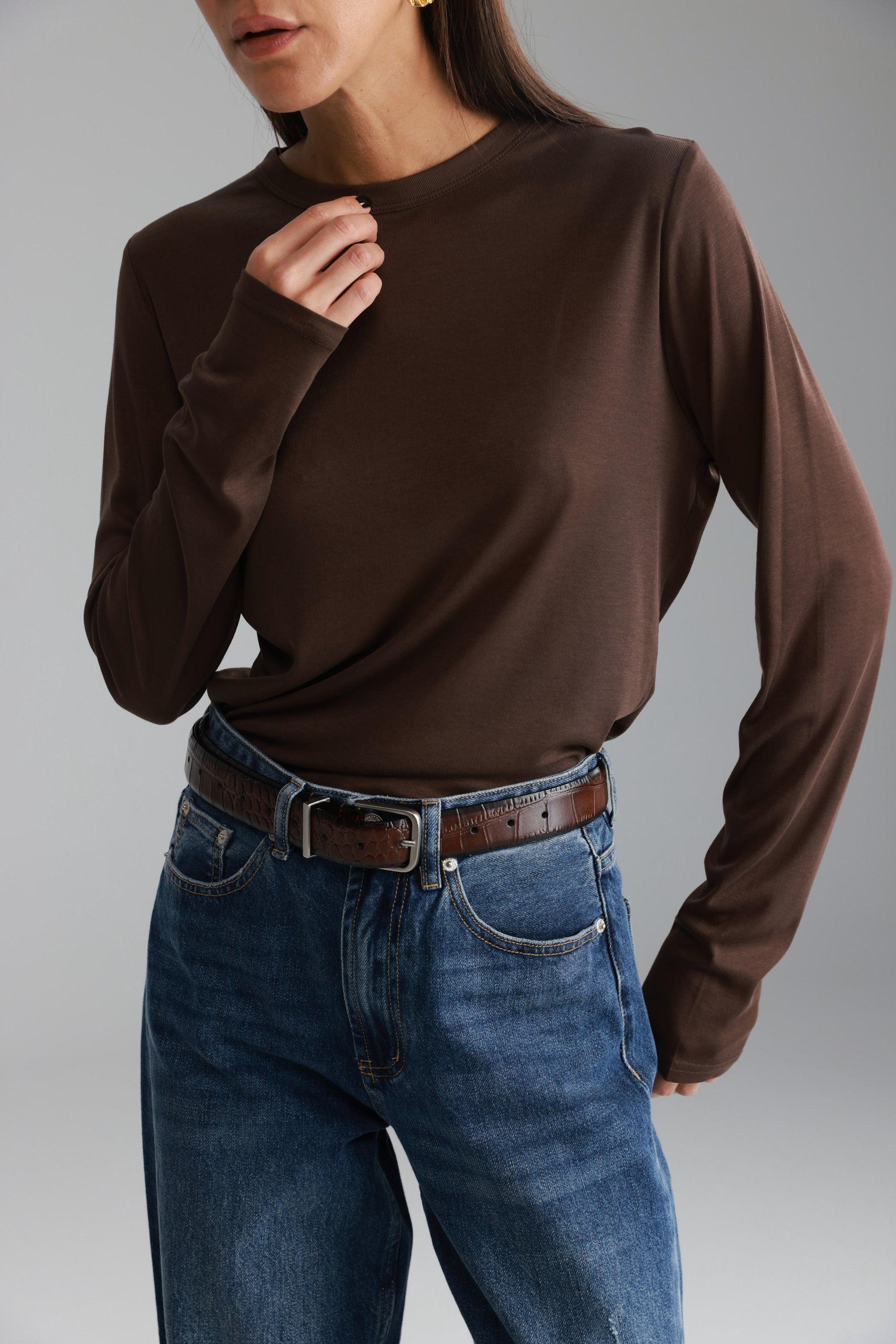 חולצת ניקי חומה