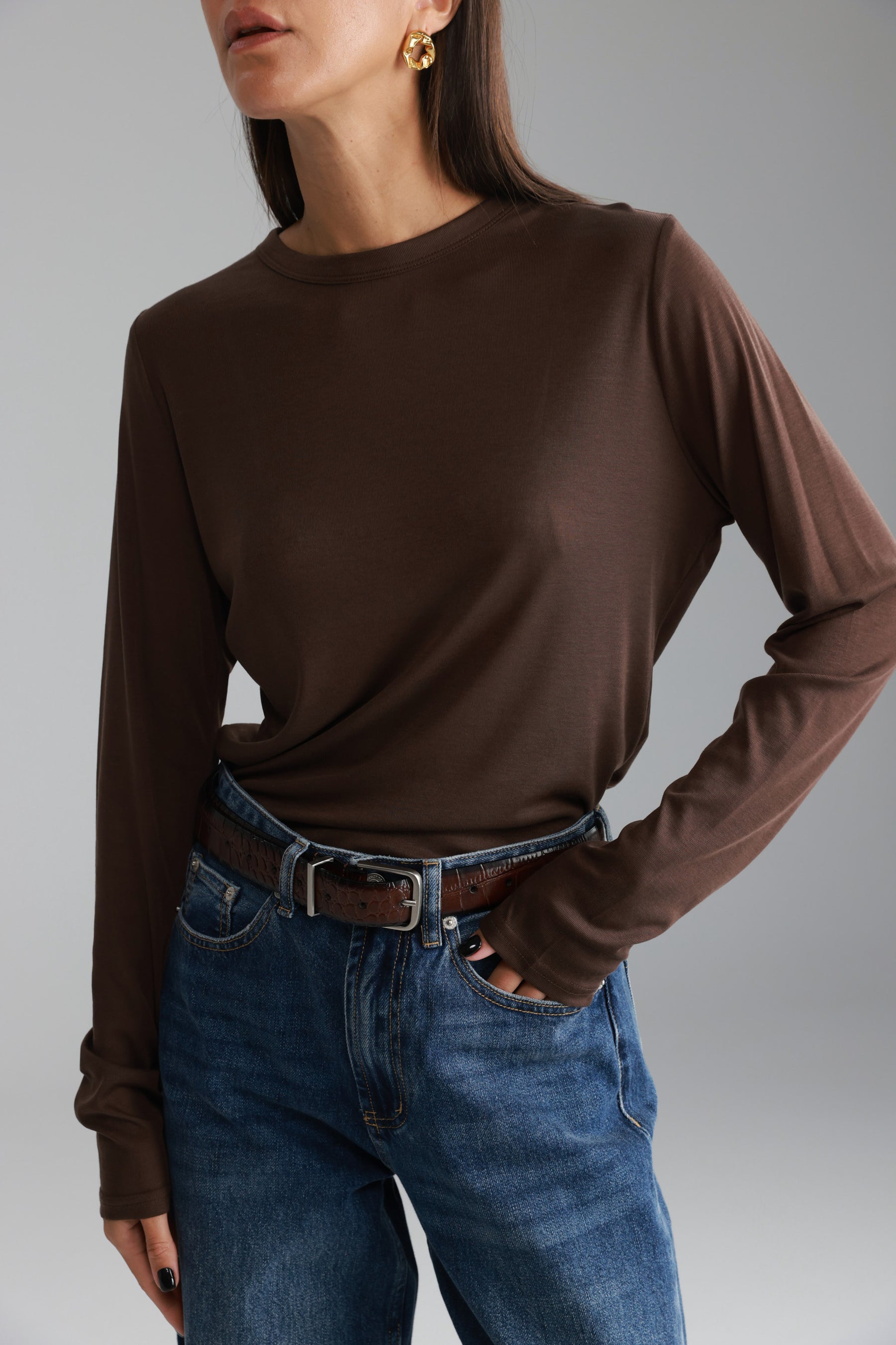 חולצת ניקי חומה