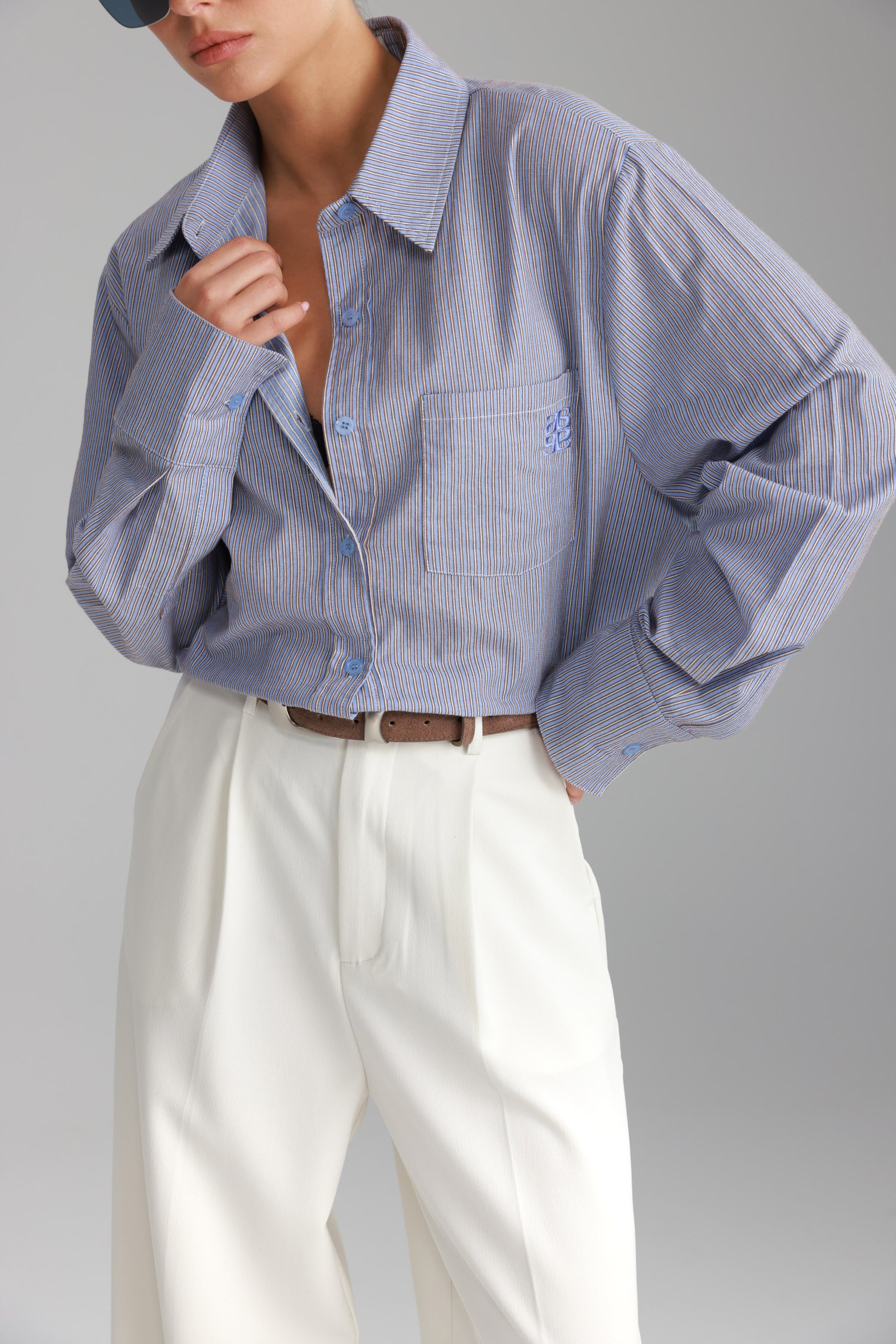 חולצת רוסו מכופתרת תכלת/חום