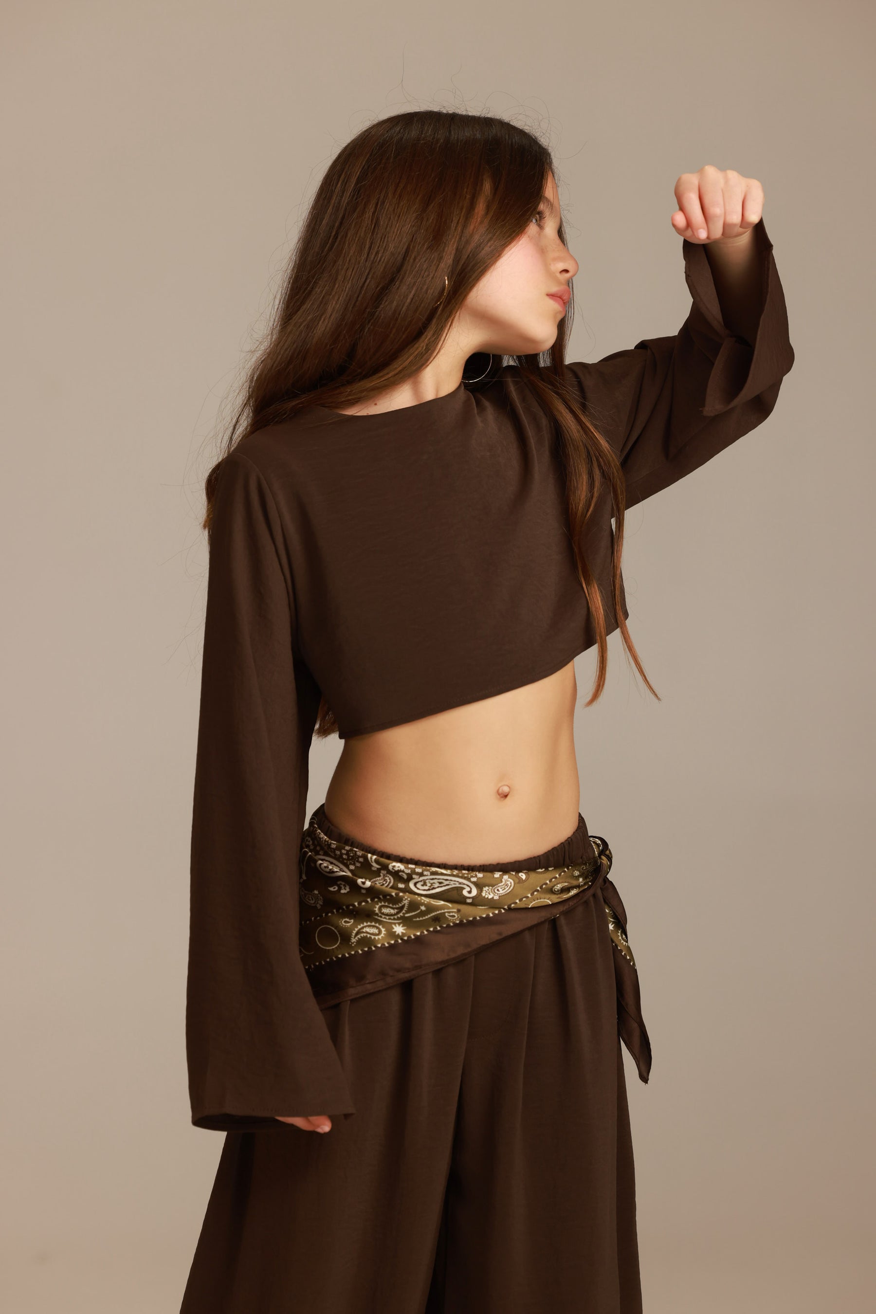 חליפת מיי חומה