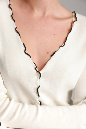 חולצת אריקה שמנת