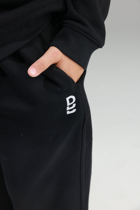 חליפת שון שחורה