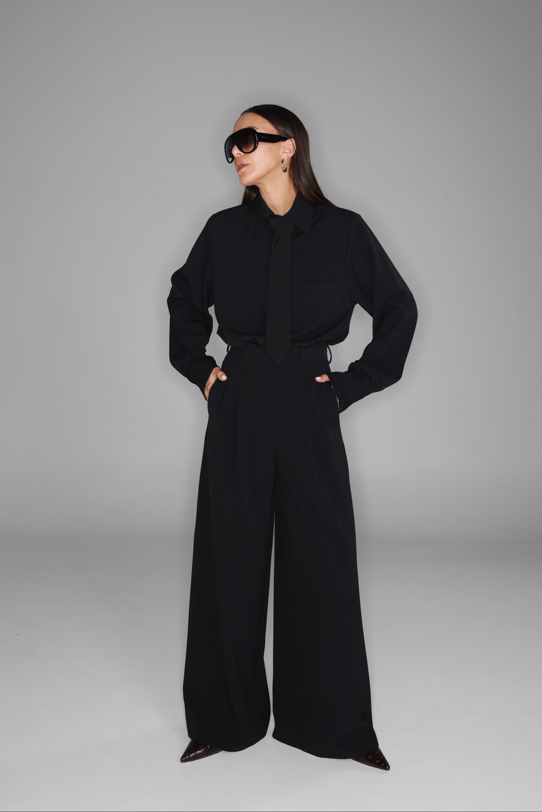 חולצת ג'יימס שחורה