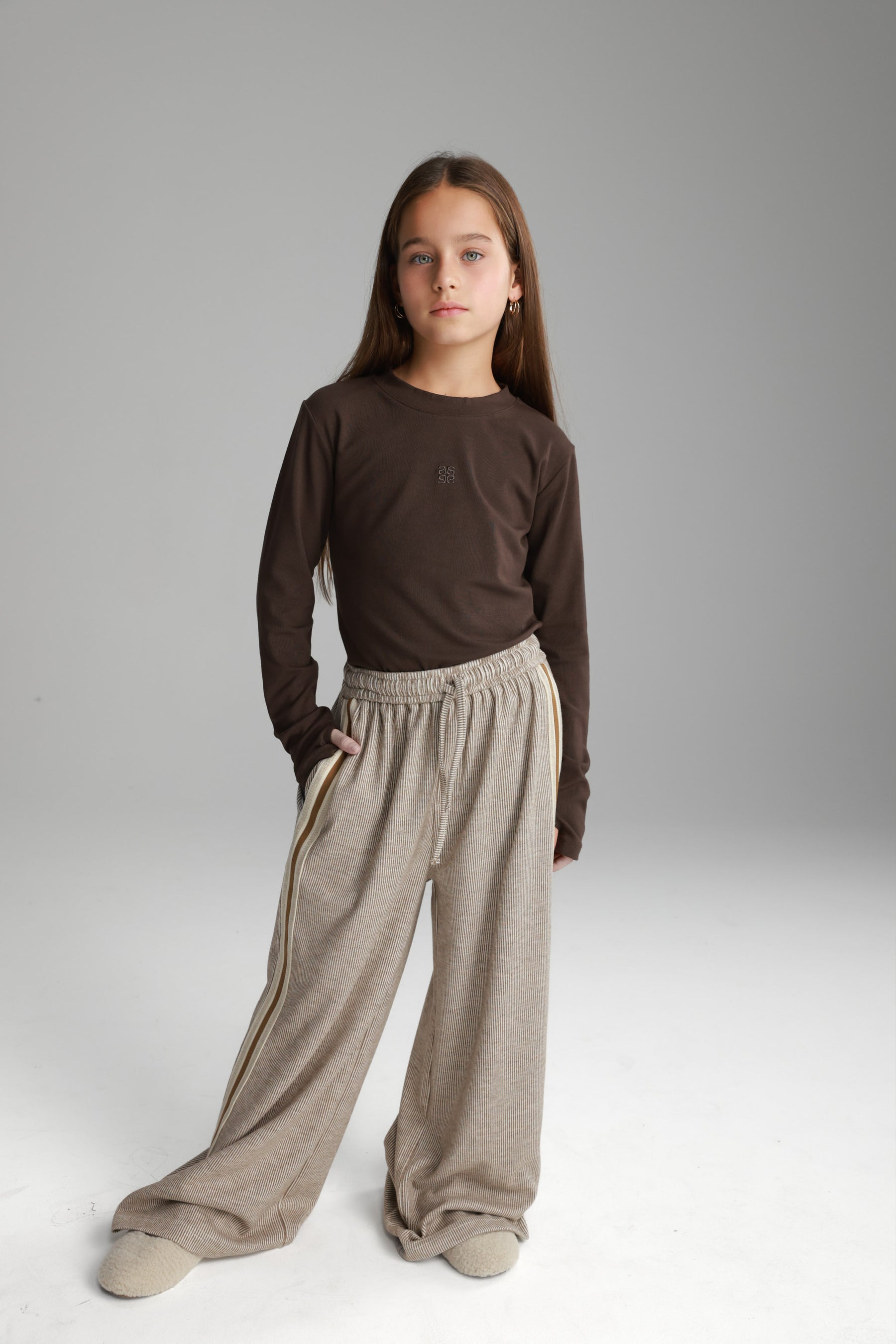 מכנסי טניה בז'