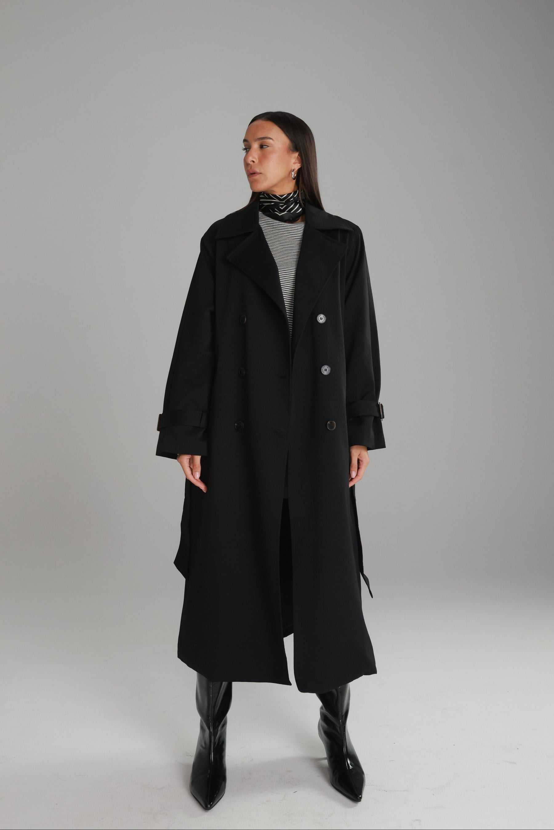 טרנץ' מייק שחור