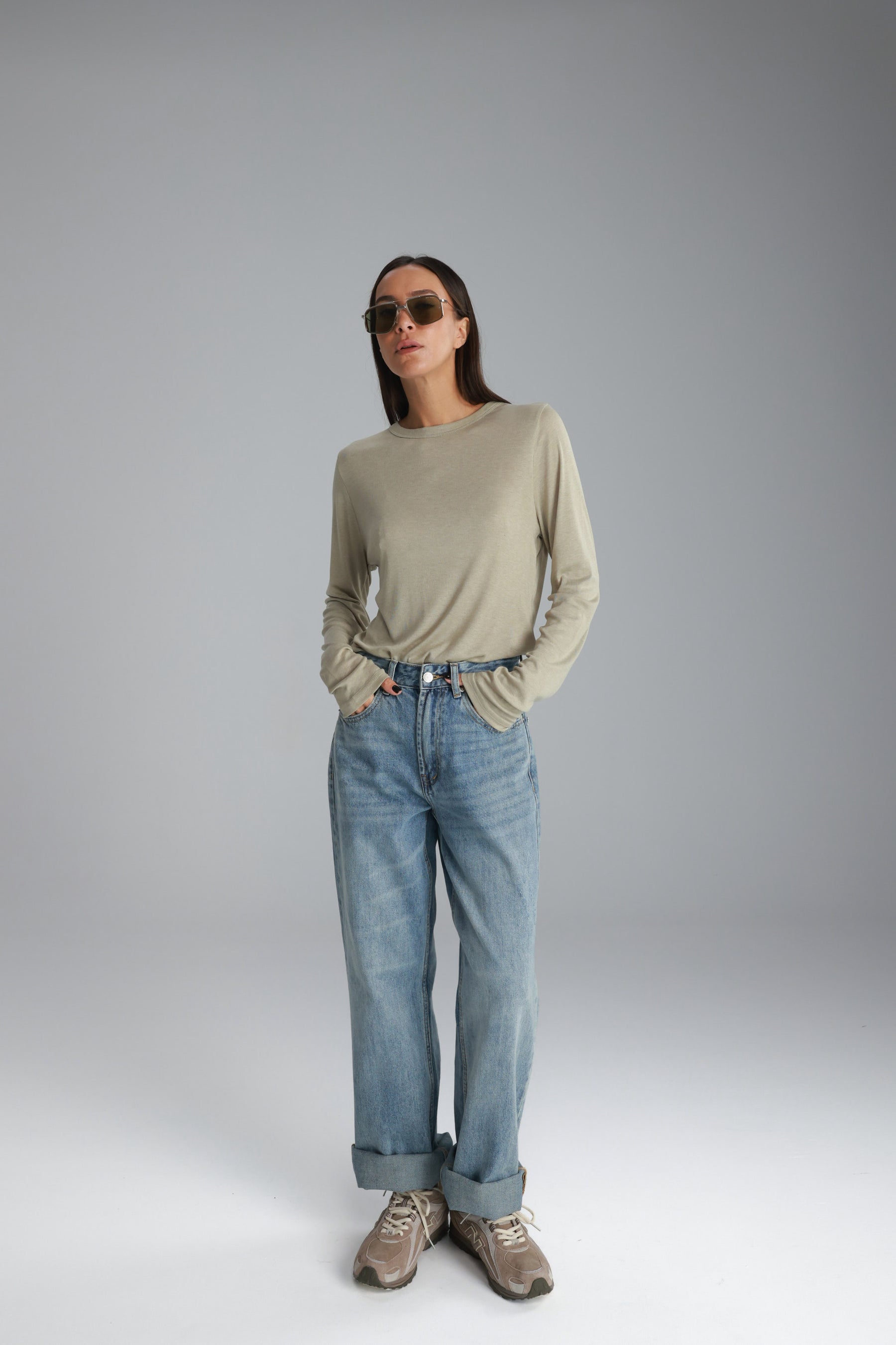 חולצת ניקי חאקי