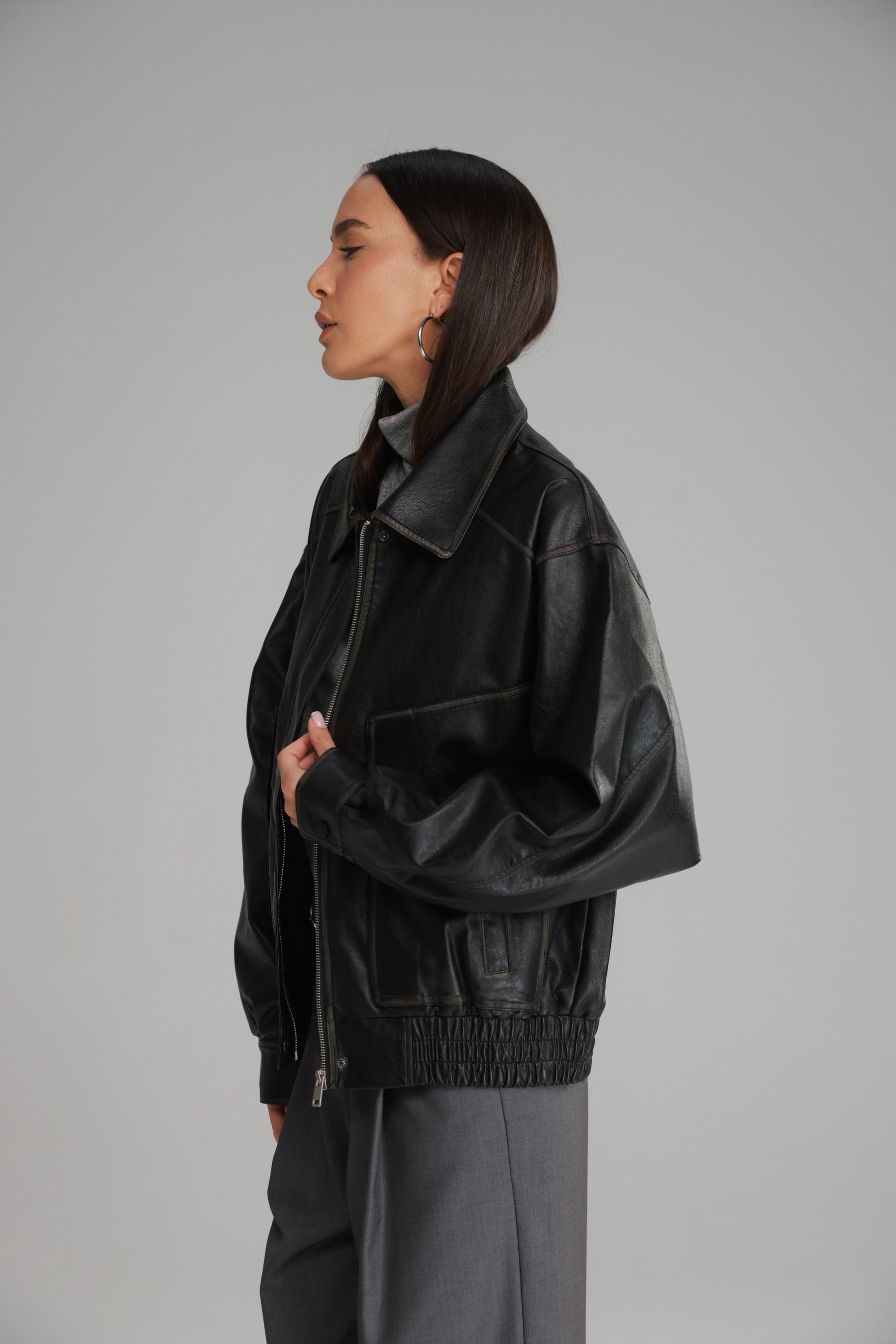 מעיל רובי דמוי עור שחור