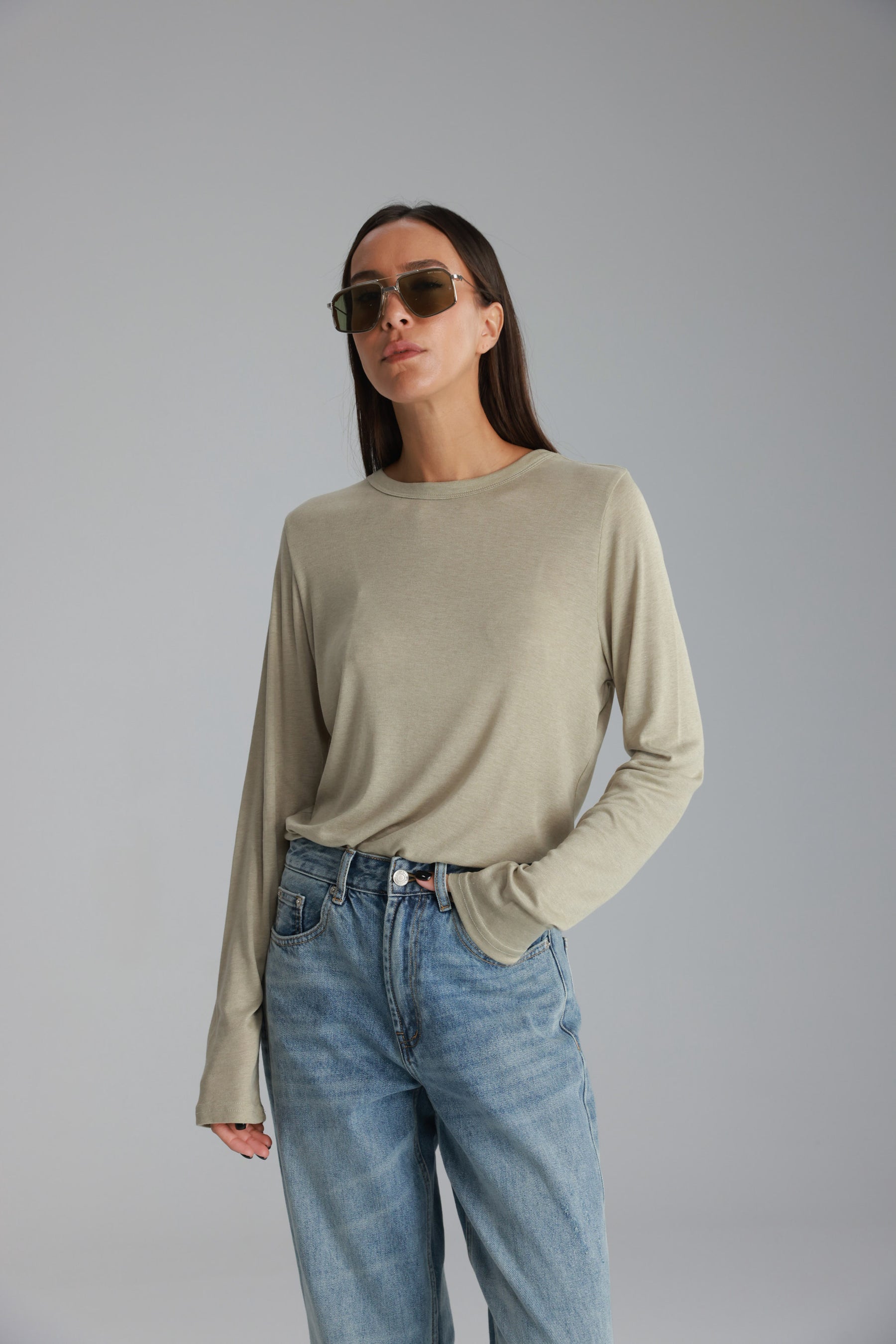 חולצת ניקי חאקי