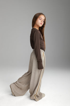 מכנסי טניה בז'