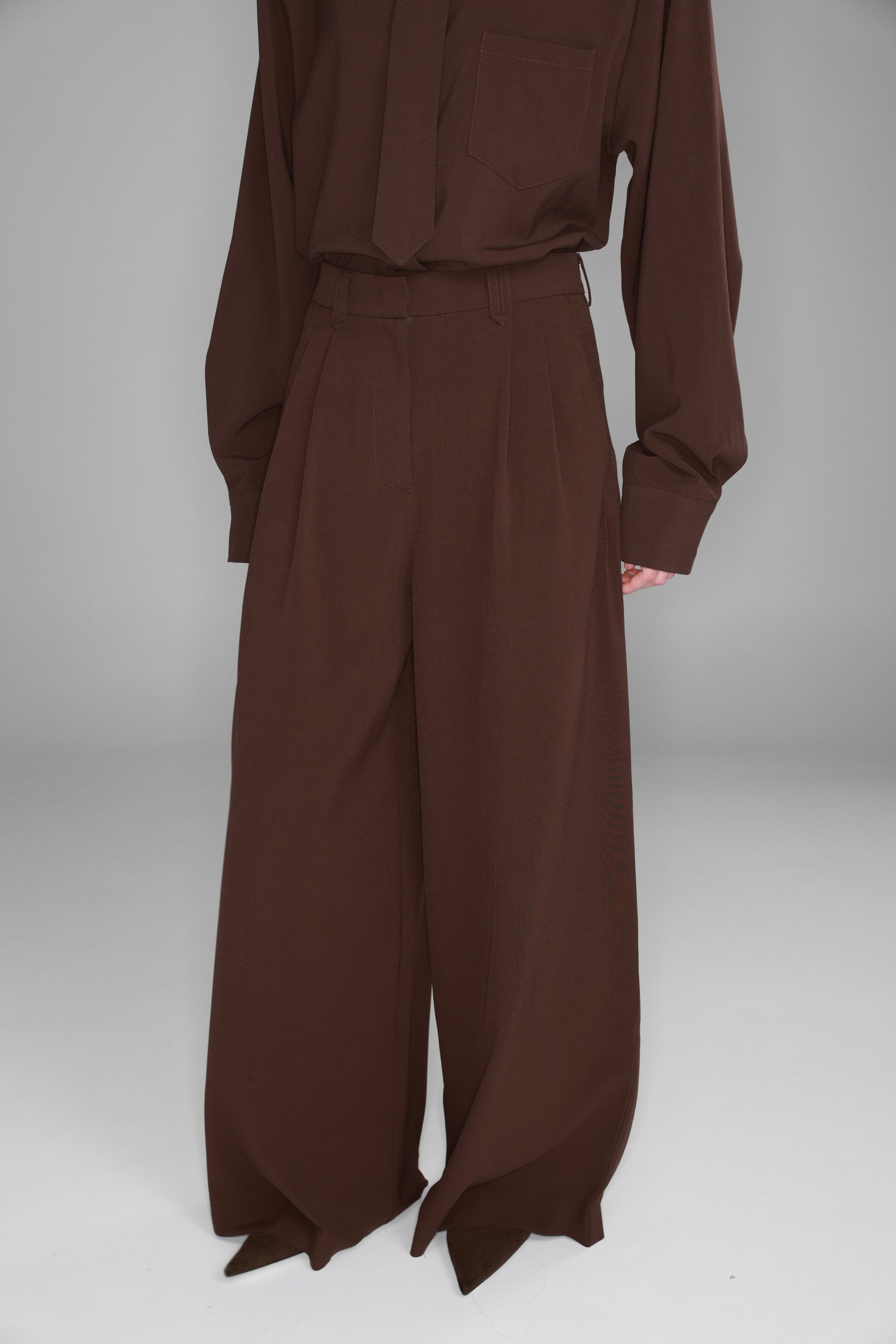 מכנסי מרגי חומים